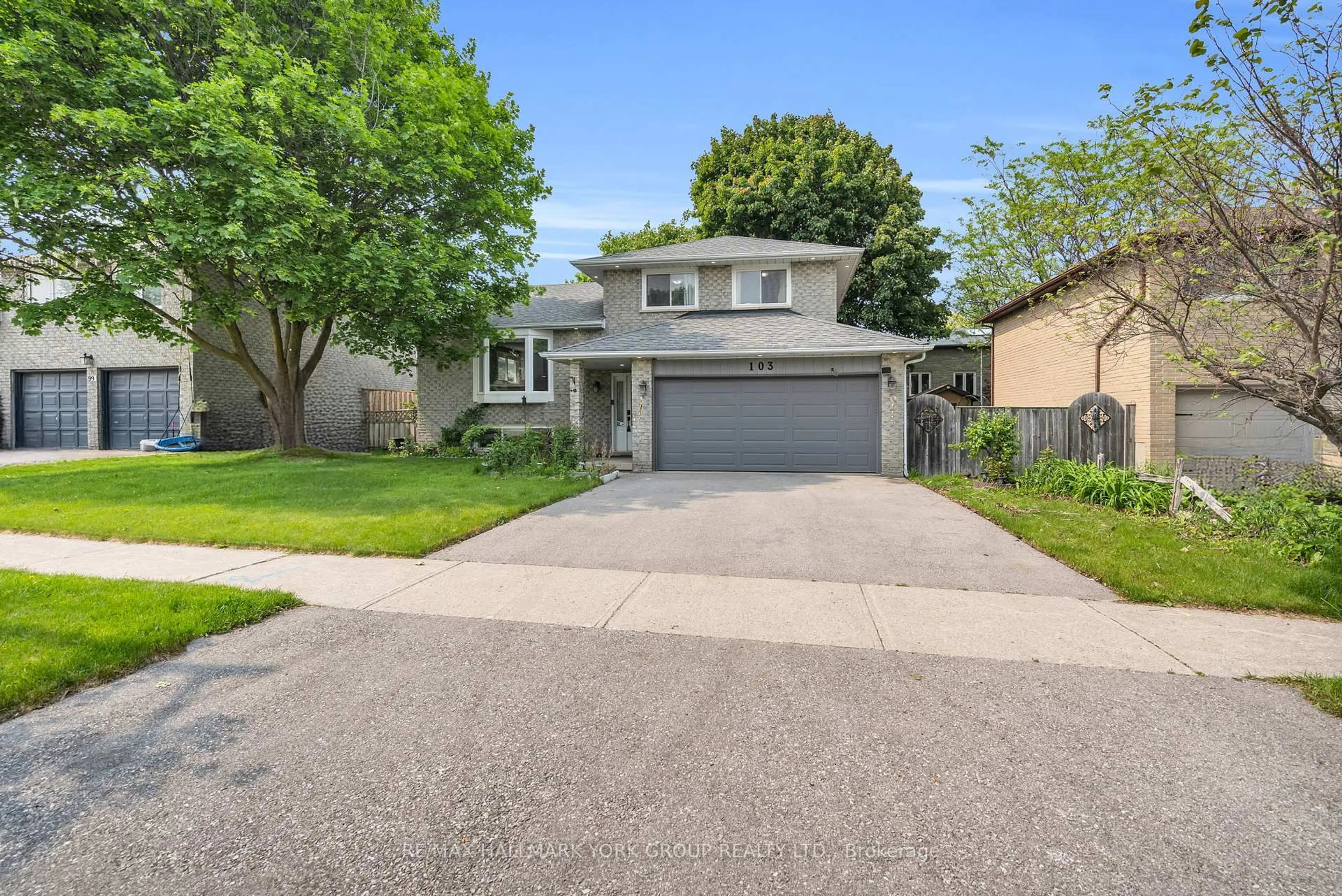 Unknown for 103 Wood Cres, Bradford West Gwillimbury Ontario L3Z 2G4