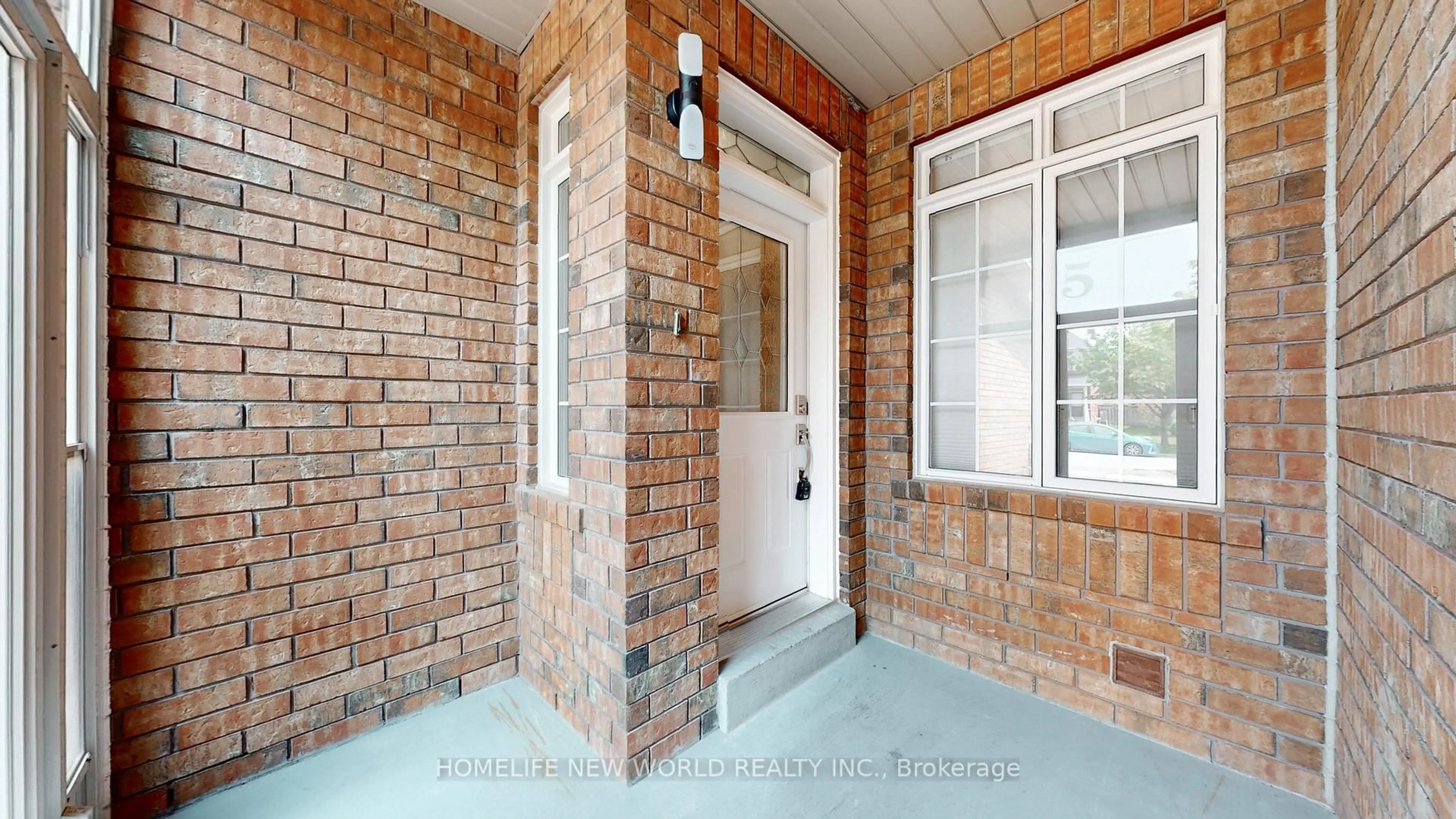 Indoor entryway for 85 Kimono Cres, Richmond Hill Ontario L4S 2G1