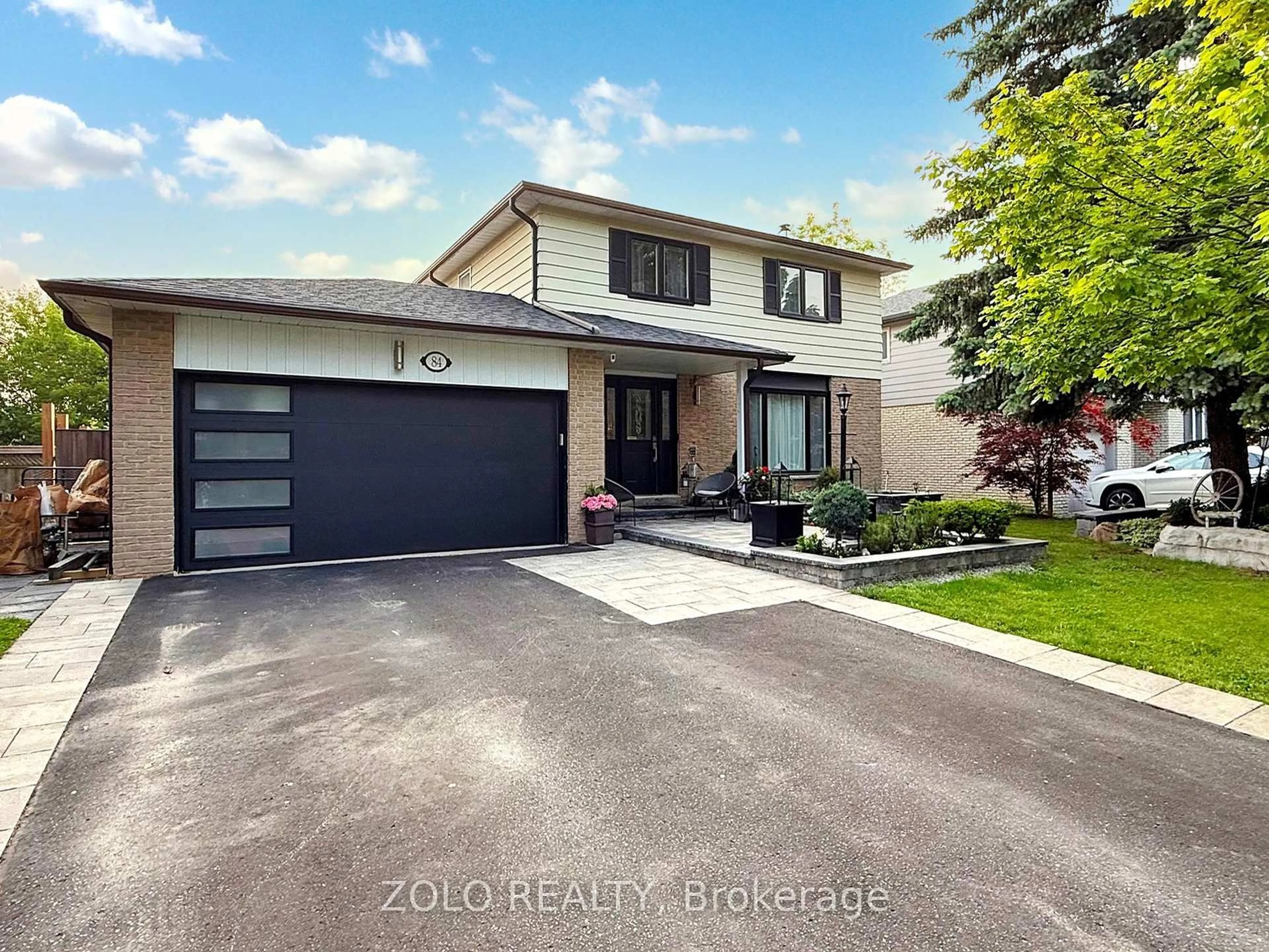 Unknown for 84 Thicketwood Blvd, Whitchurch-Stouffville Ontario L4A 4K6