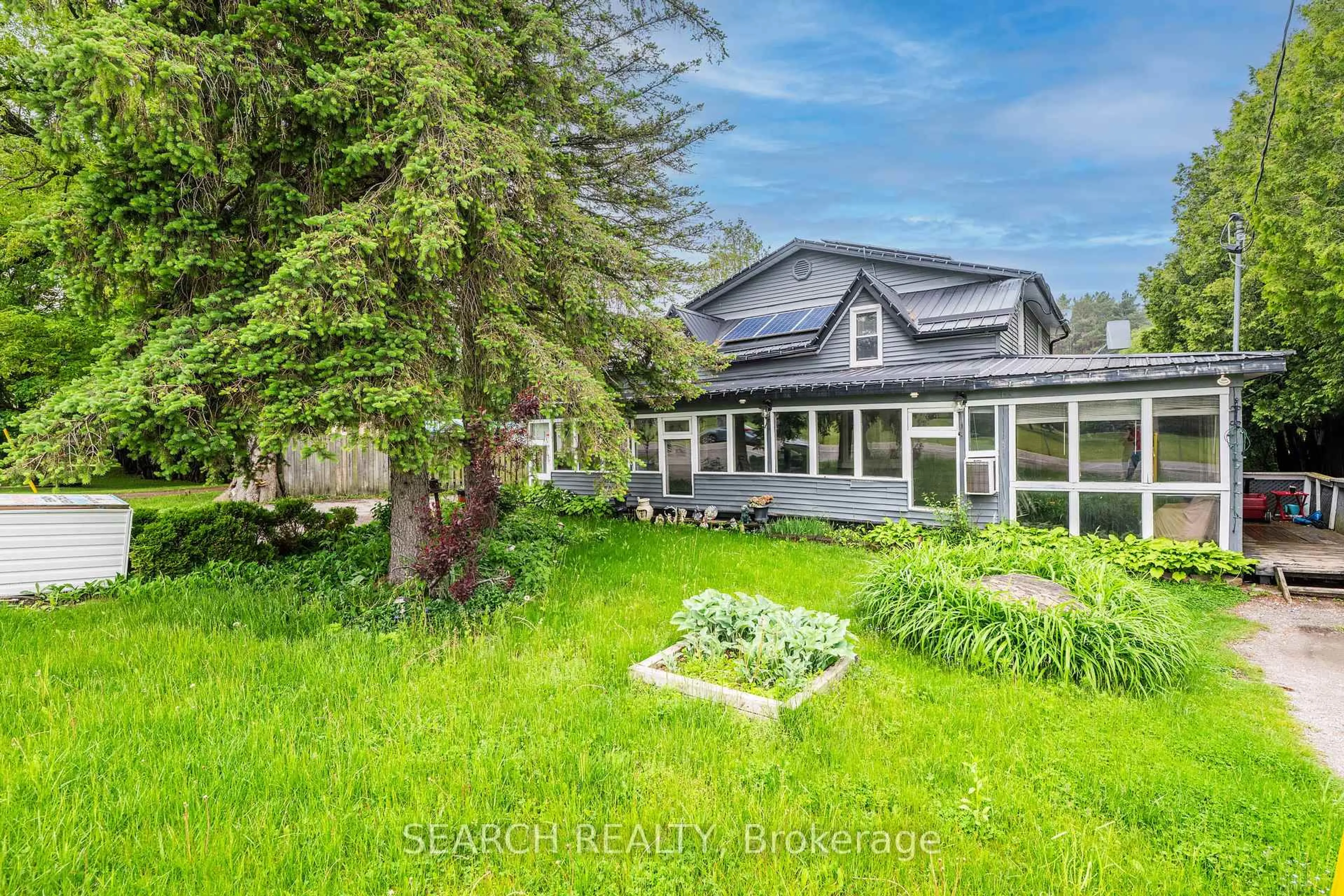A pic from outside/outdoor area/front of a property/back of a property/a pic from drone, water/lake/river/ocean view for 246 Regional 8 Rd, Uxbridge Ontario L9P 1R1