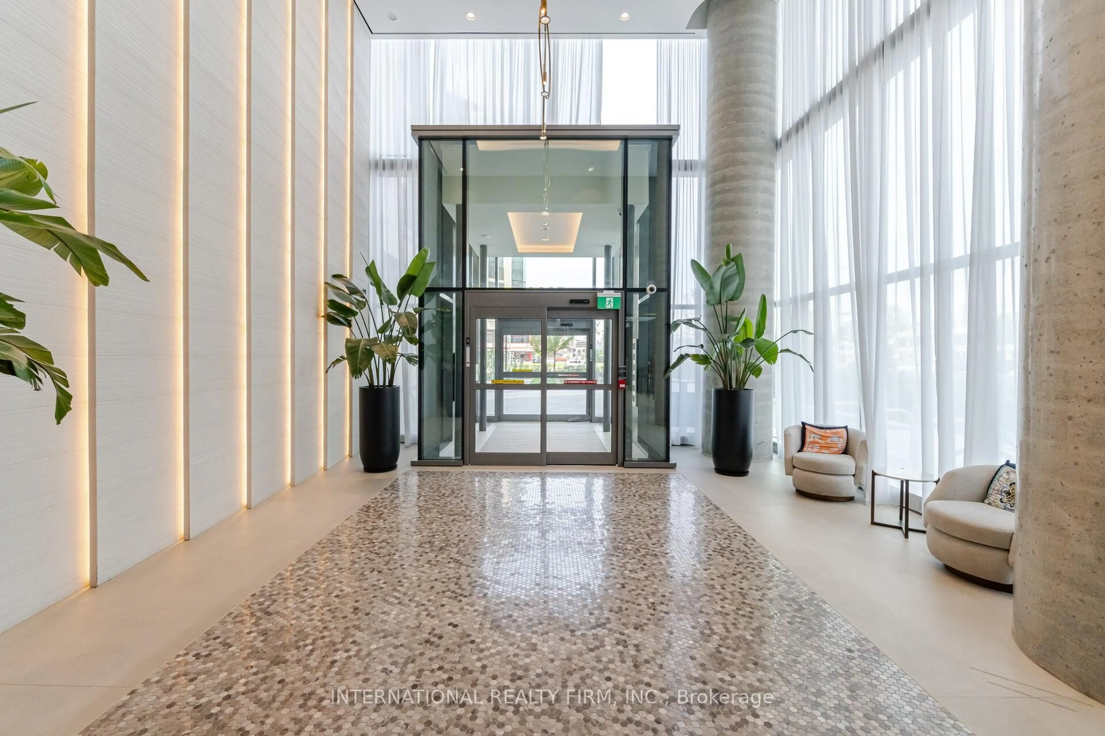 Indoor foyer for 7890 Jane St #3111, Vaughan Ontario L4K 0K9