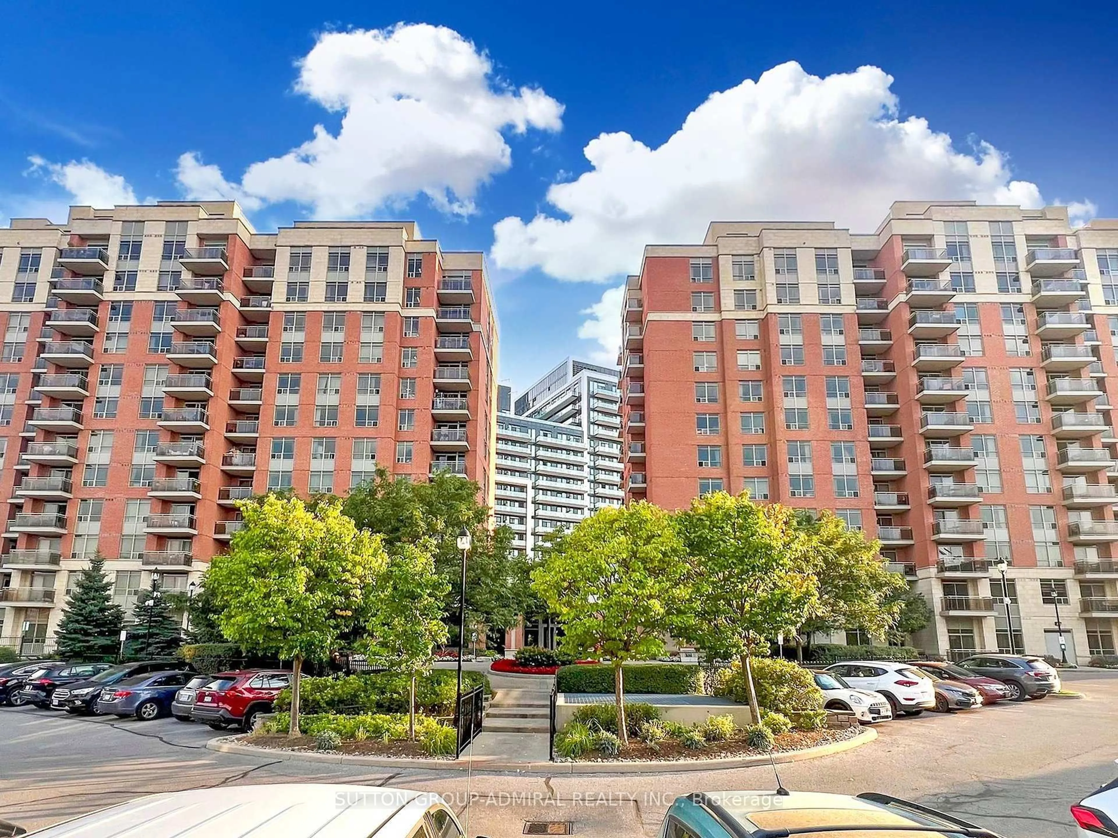 Unknown for 75 King William Cres #LPH8, Richmond Hill Ontario L4B 0C1