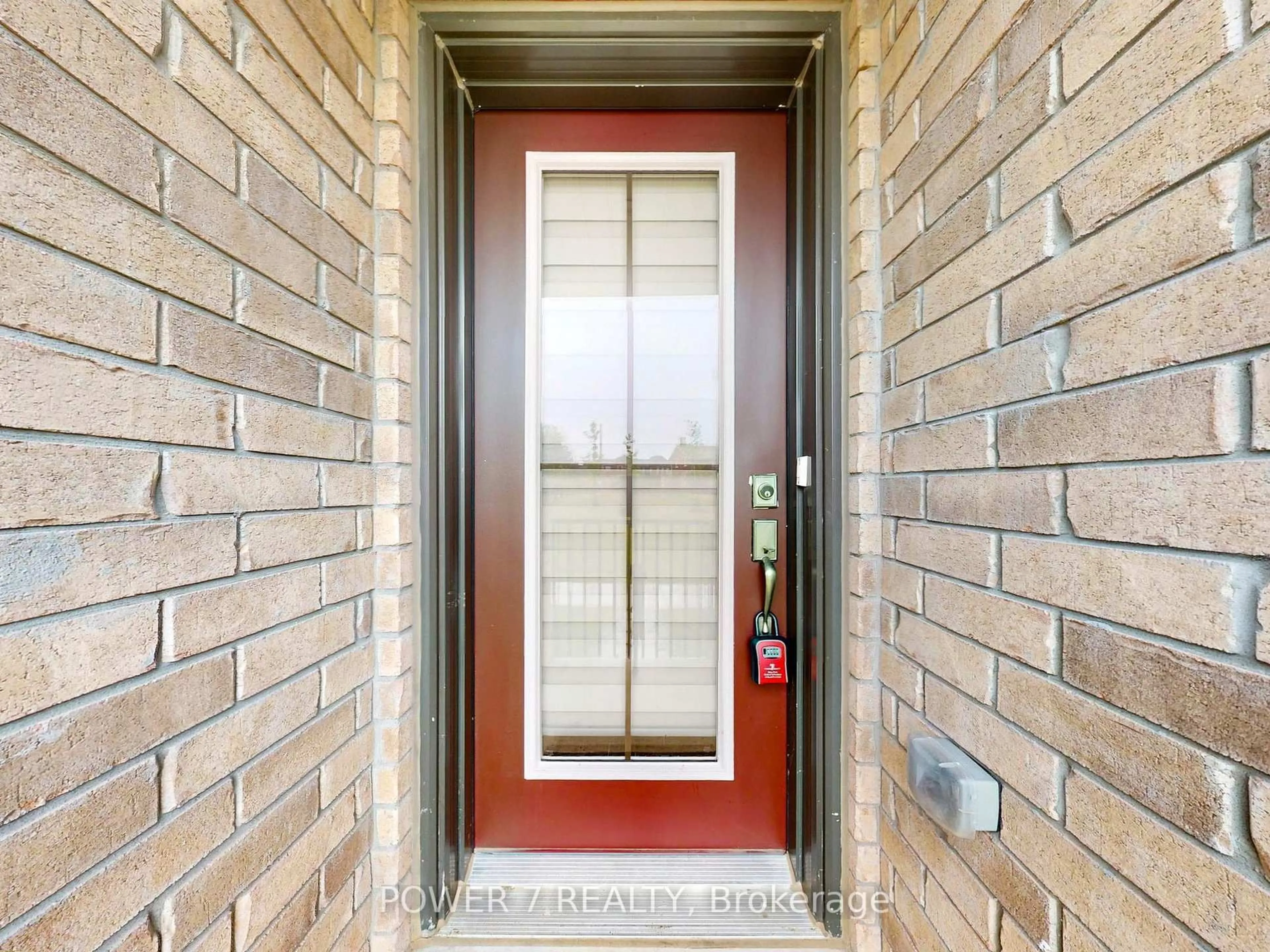 Indoor entryway for 12 Cafaro Lane, Markham Ontario L6C 0Z2