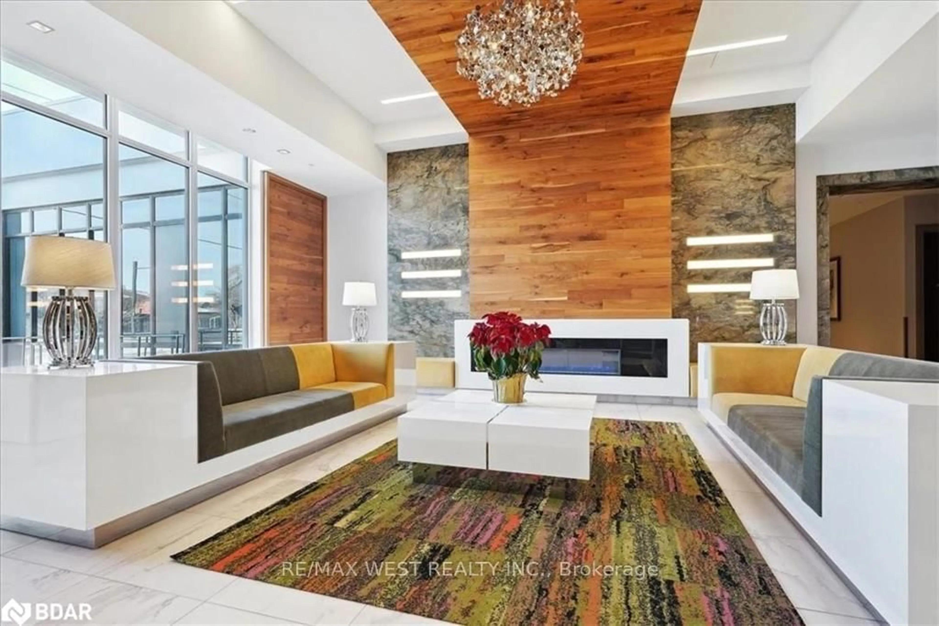 Lobby for 7900 Bathurst St #618, Vaughan Ontario L4J 0J9
