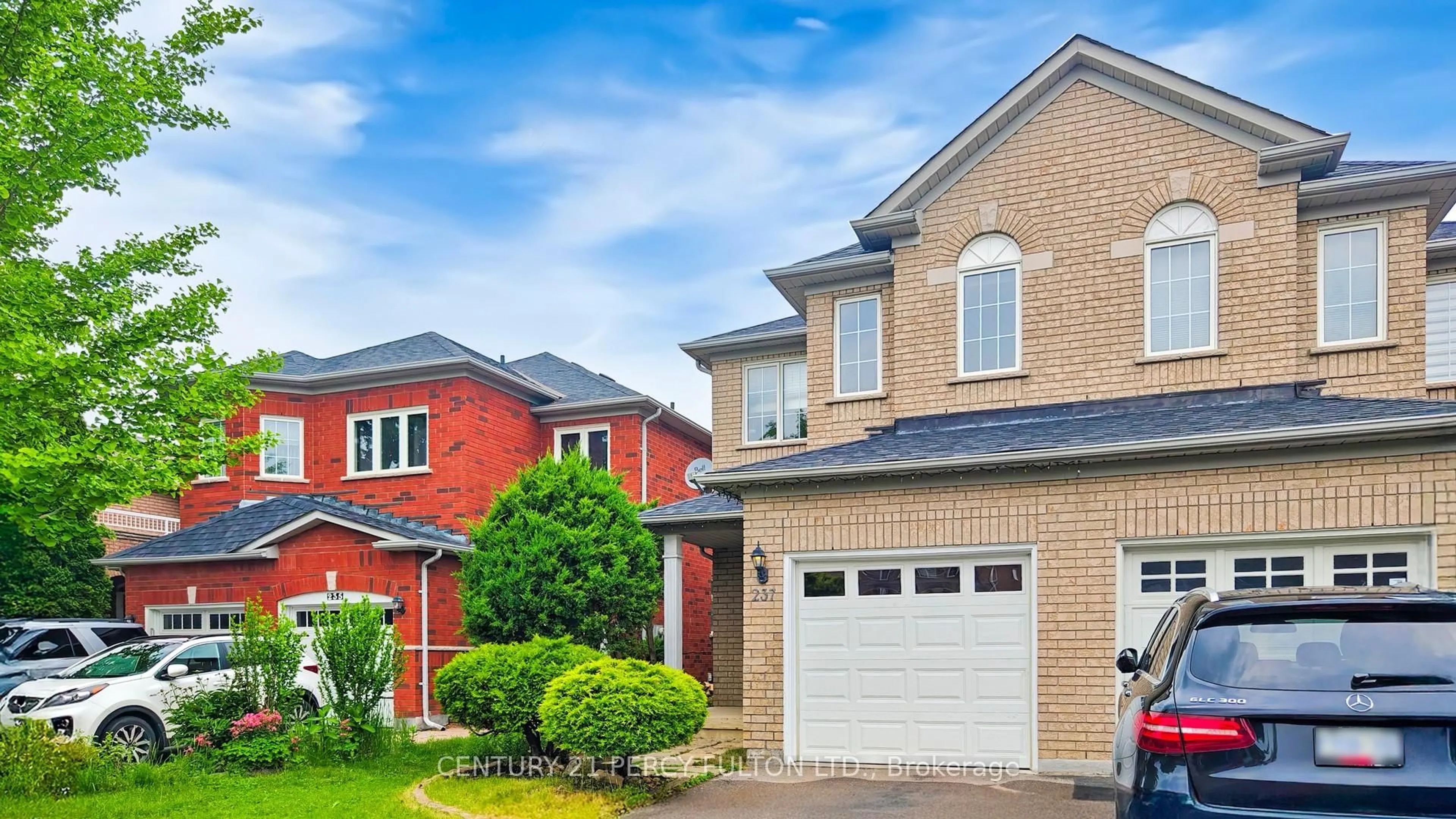 Home with brick exterior material, street for 237 Royal Appian Cres, Vaughan Ontario L4K 5L3