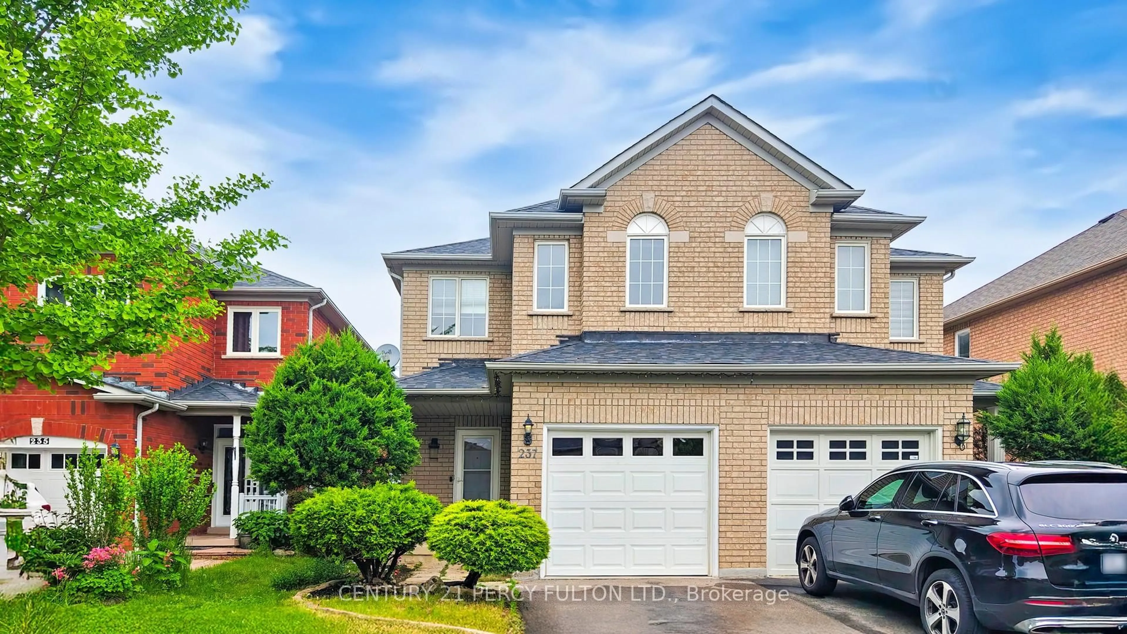 Home with brick exterior material, street for 237 Royal Appian Cres, Vaughan Ontario L4K 5L3
