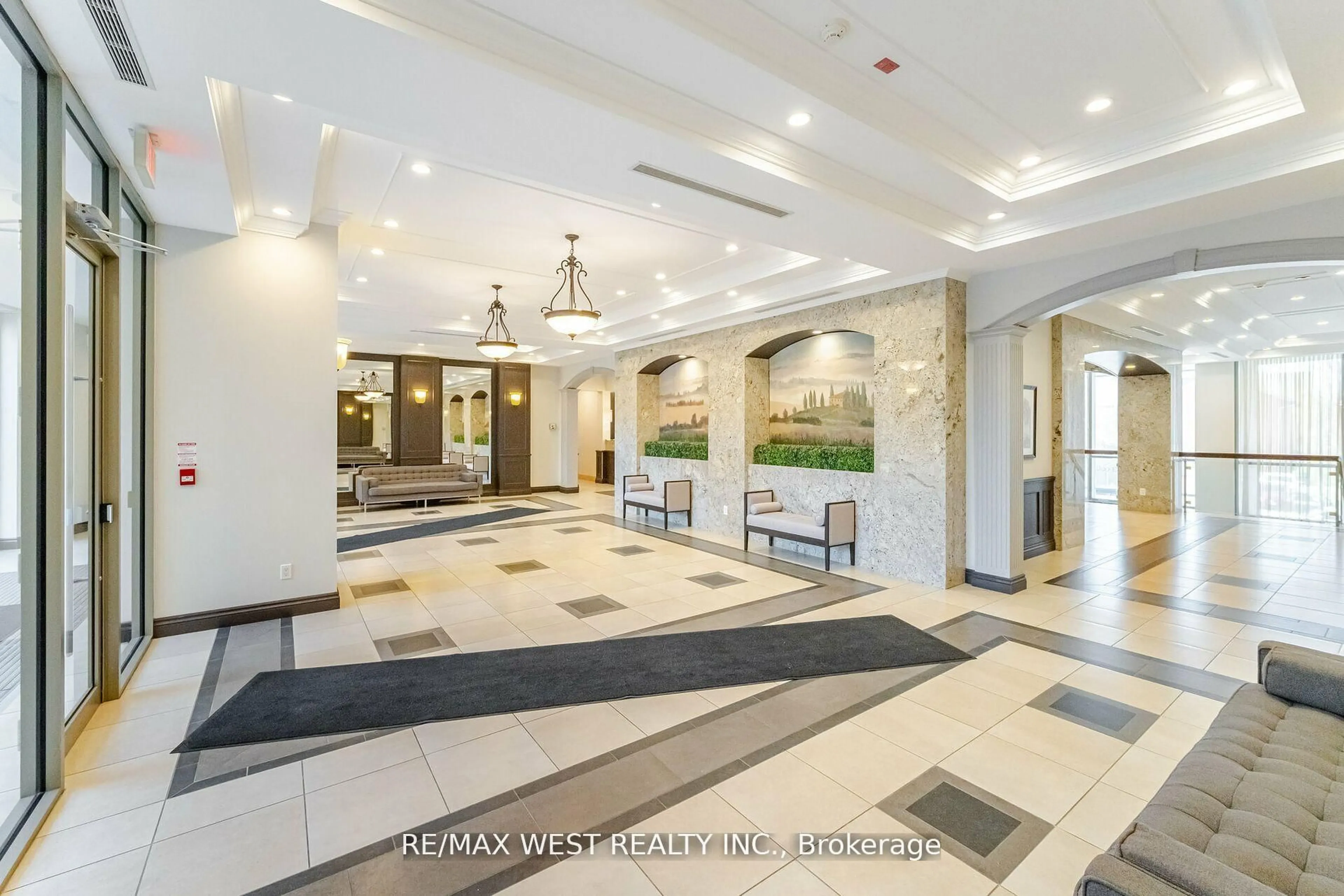 Lobby for 281 Woodbridge Ave #509, Vaughan Ontario L4L 0C6