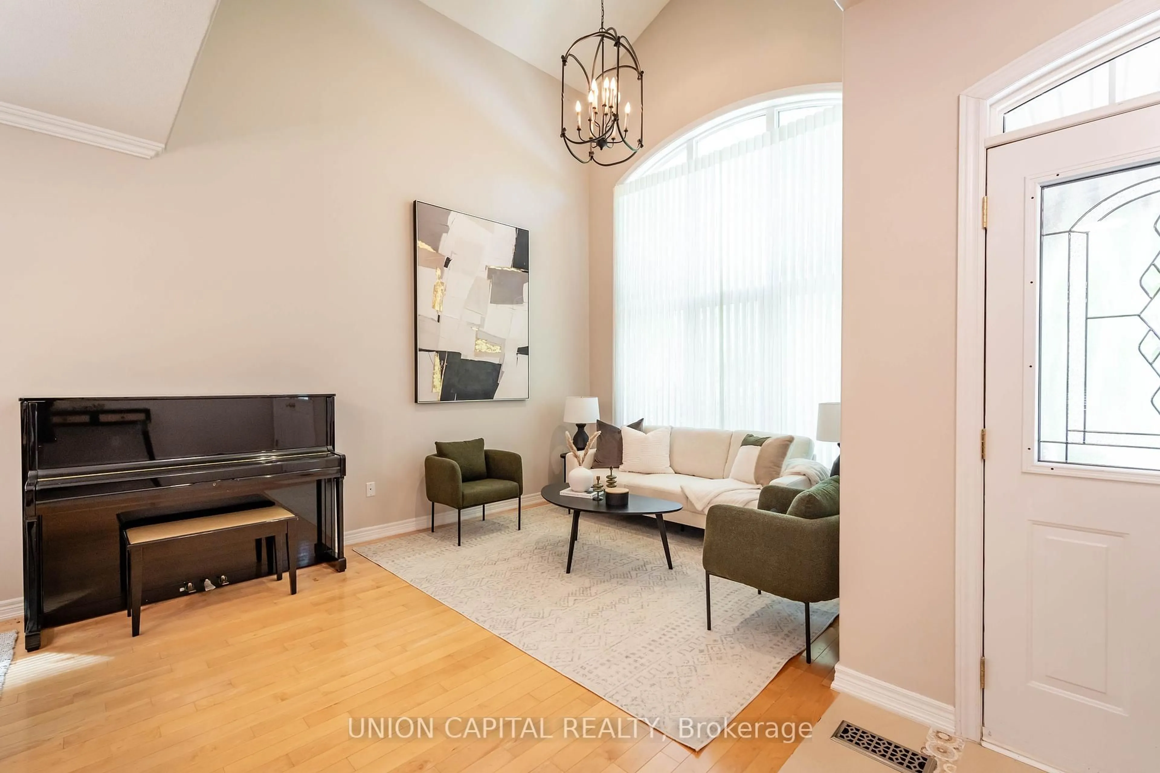 Living room with furniture, unknown for 57 Heathfield Ave, Markham Ontario L6C 3C1