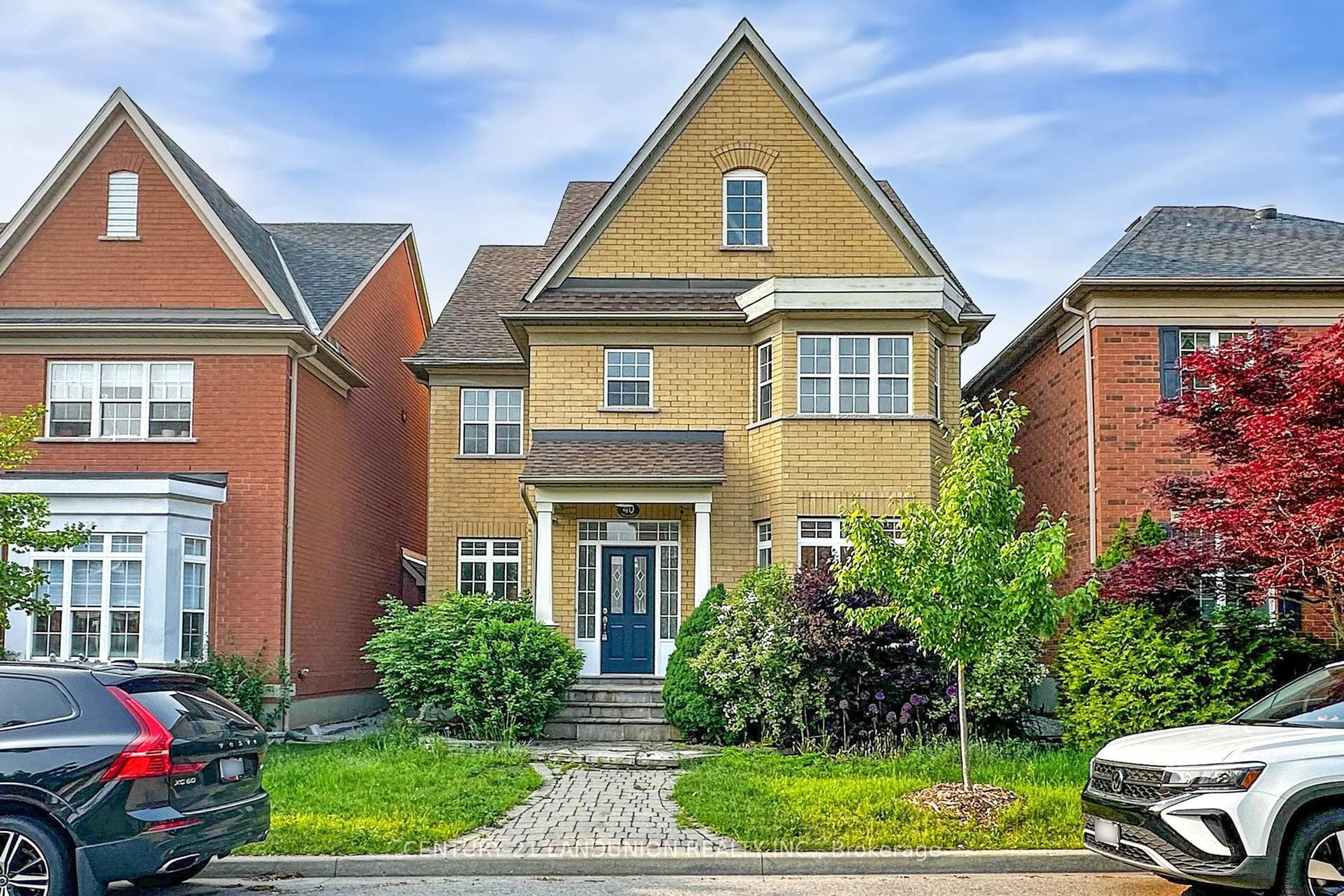 Home with brick exterior material, street for 40 Port Rush Tr, Markham Ontario L6C 1Z3