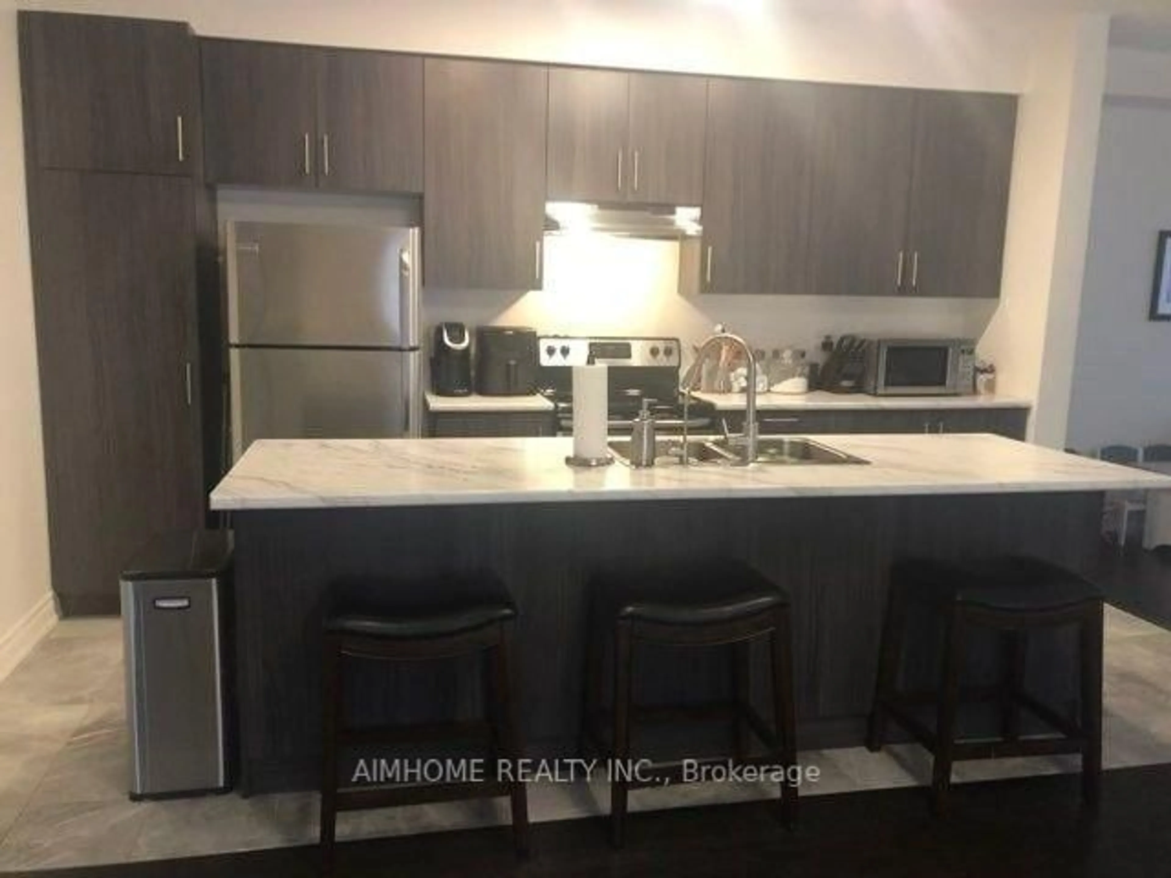 Unknown for 1 Briarfield Ave, East Gwillimbury Ontario L9N 0P5