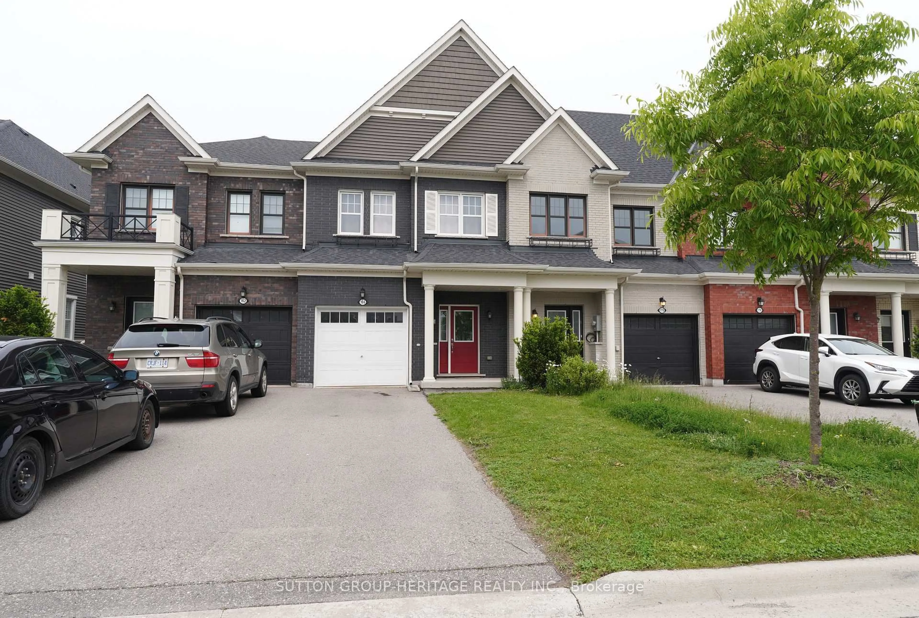 Home with brick exterior material, street for 166 Boadway Cres, Whitchurch-Stouffville Ontario L4A 1Y5