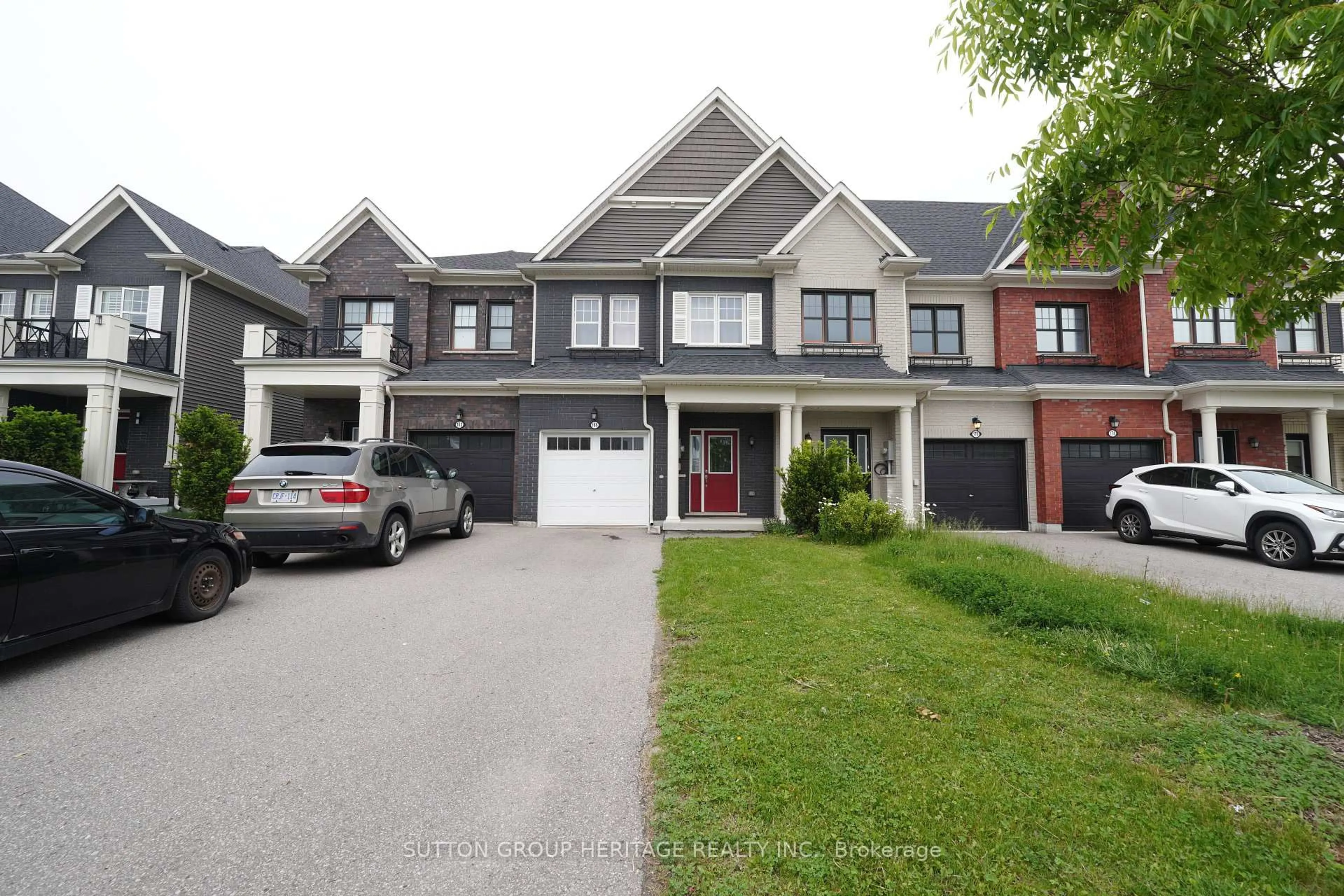 Unknown for 166 Boadway Cres, Whitchurch-Stouffville Ontario L4A 1Y5