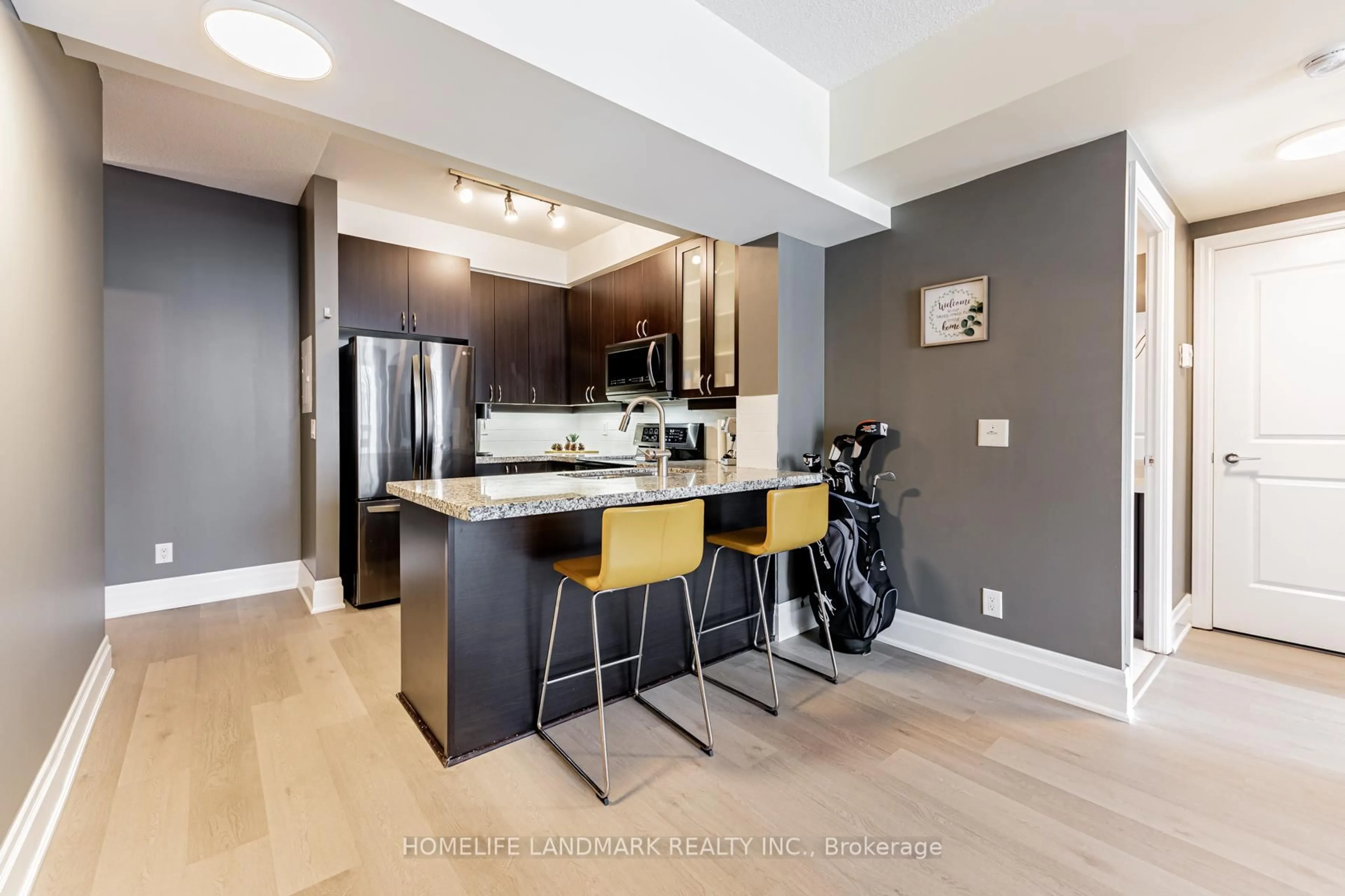 Open concept kitchen, unknown for 57 Upper Duke Cres #205, Markham Ontario L6G 0B7