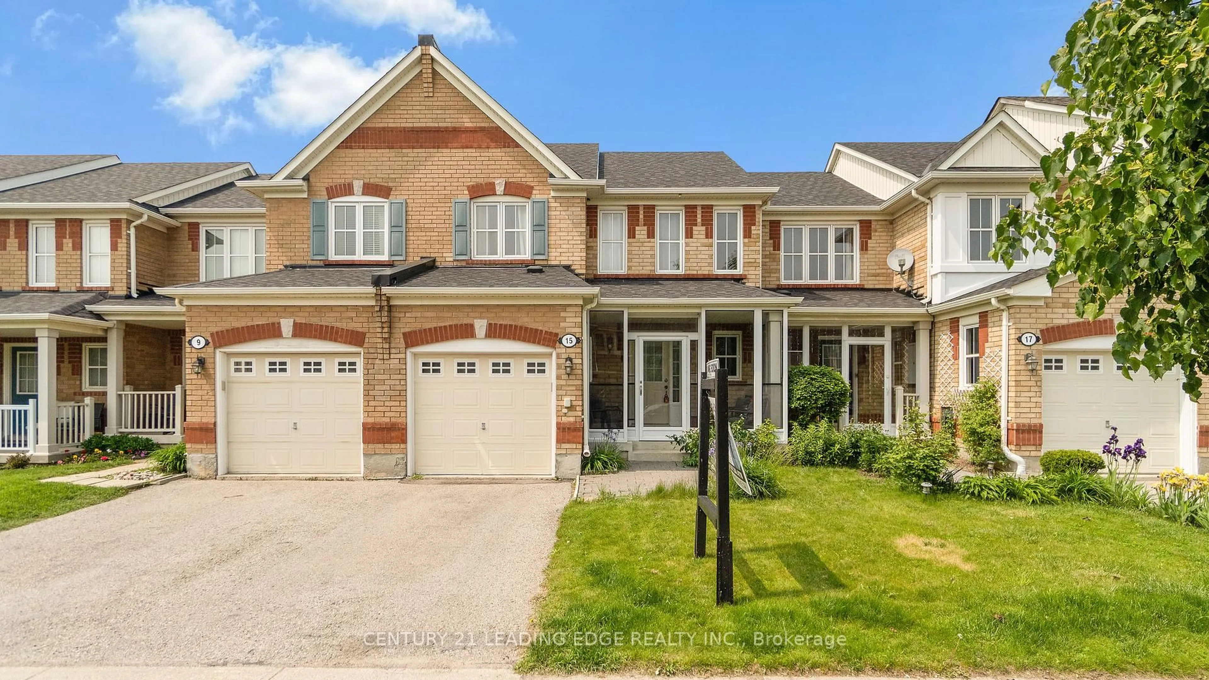 Home with brick exterior material, street for 15 Jamesway Cres, Whitchurch-Stouffville Ontario L4A 0A3