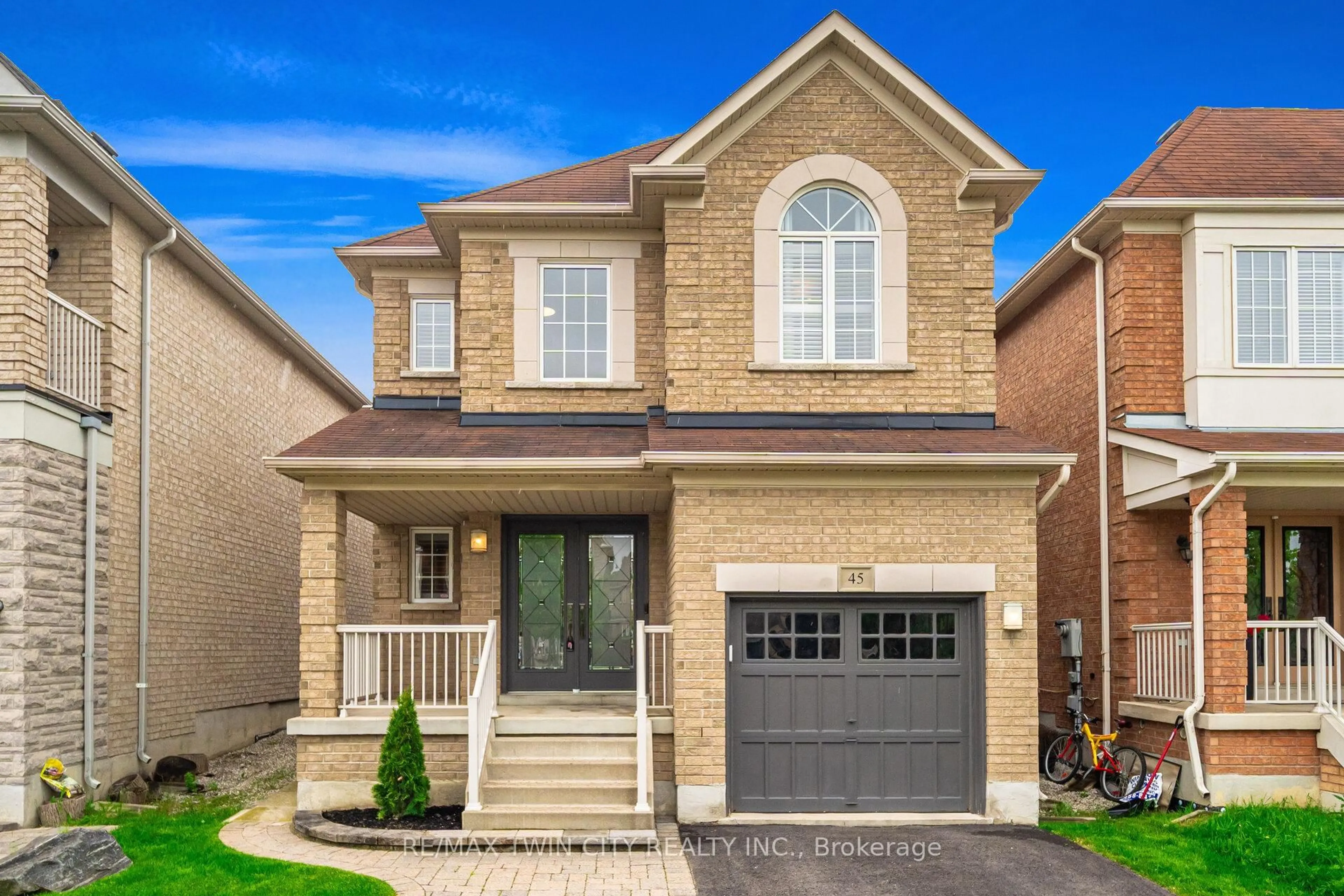 Home with brick exterior material, street for 45 RETREAT Blvd, Vaughan Ontario L4H 0C1