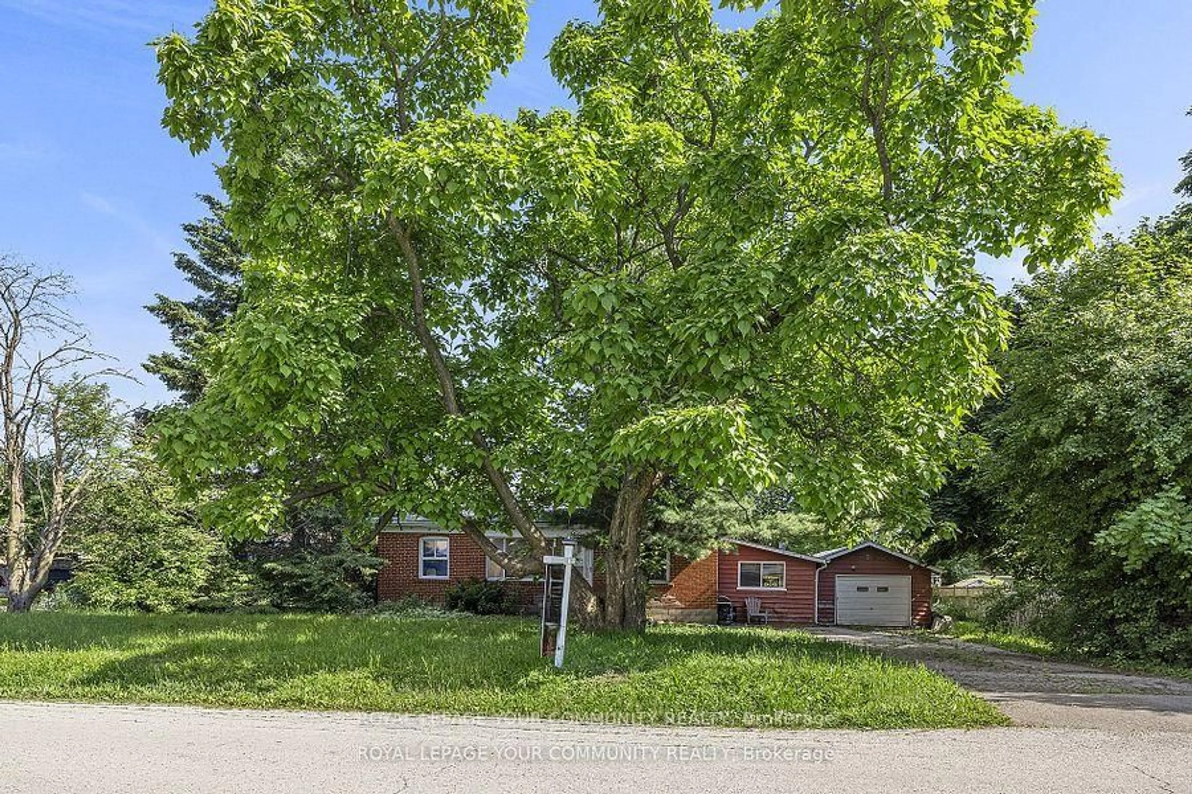 Unknown for 7 Stancroft Dr, Richmond Hill Ontario L4C 4N2