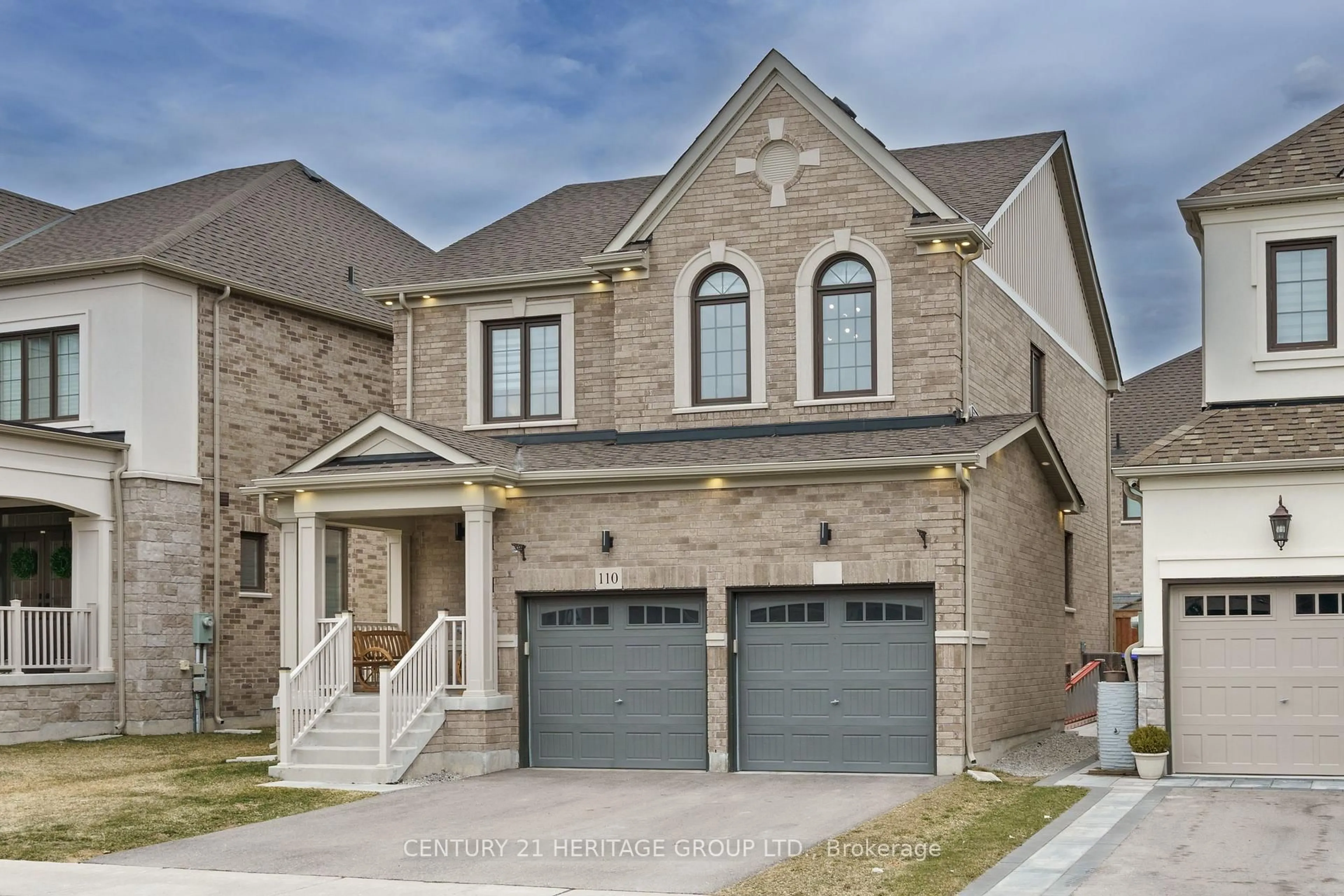 Home with brick exterior material, street for 110 Scarlet Way, Bradford West Gwillimbury Ontario L3Z 4J2