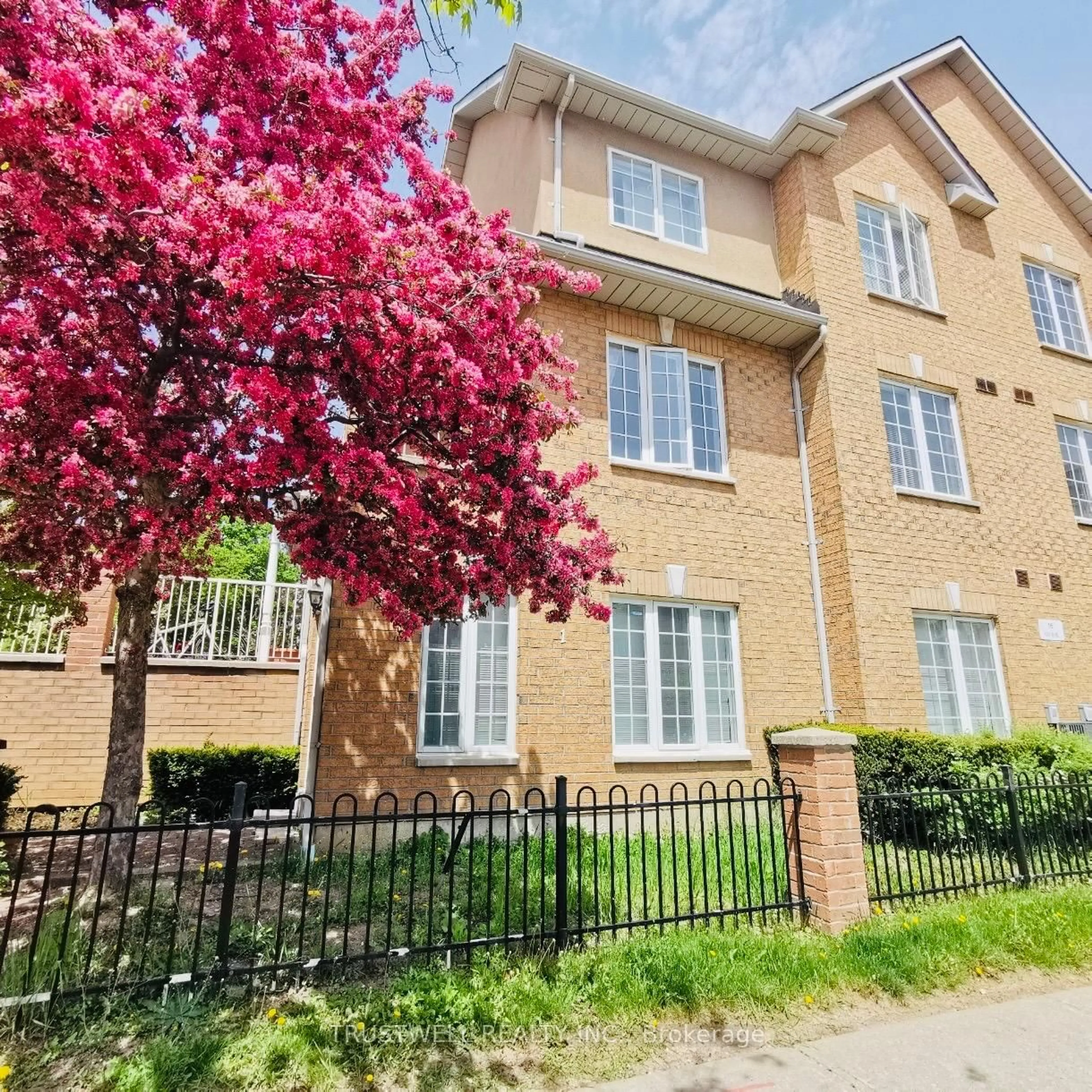Home with brick exterior material, street for 16 Cox Blvd #1, Markham Ontario L3R 4G4