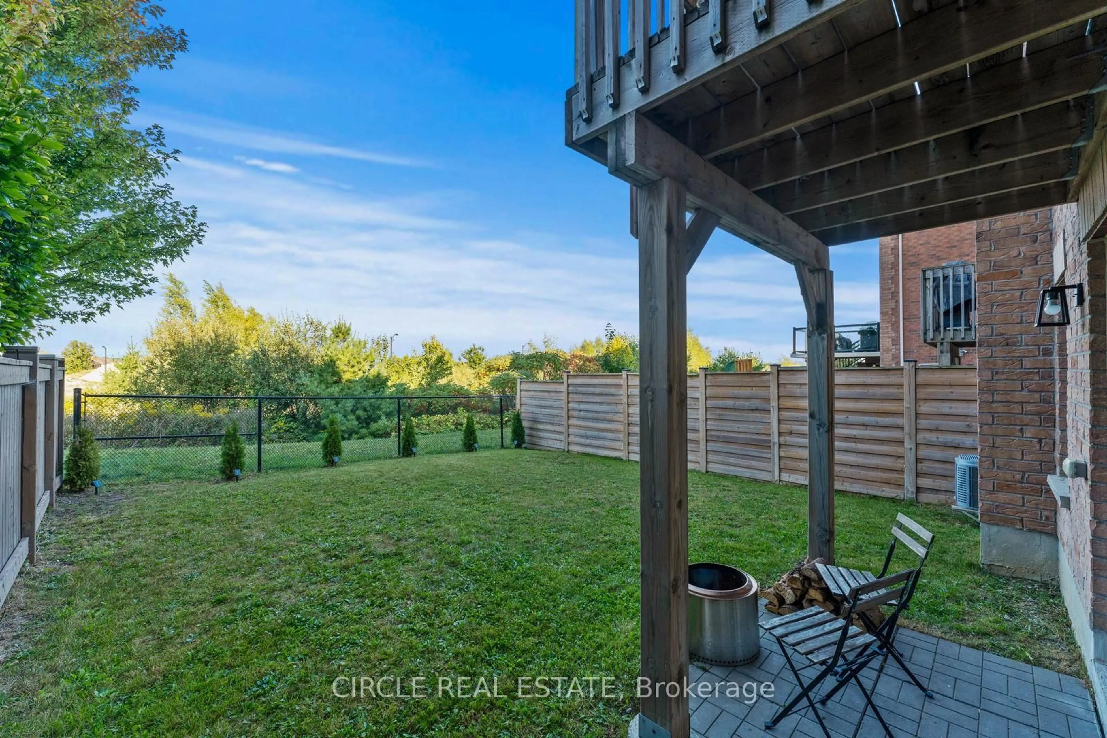 A pic from outside/outdoor area/front of a property/back of a property/a pic from drone, forest/trees view for 65 Hopewell St, Vaughan Ontario L4H 3N5