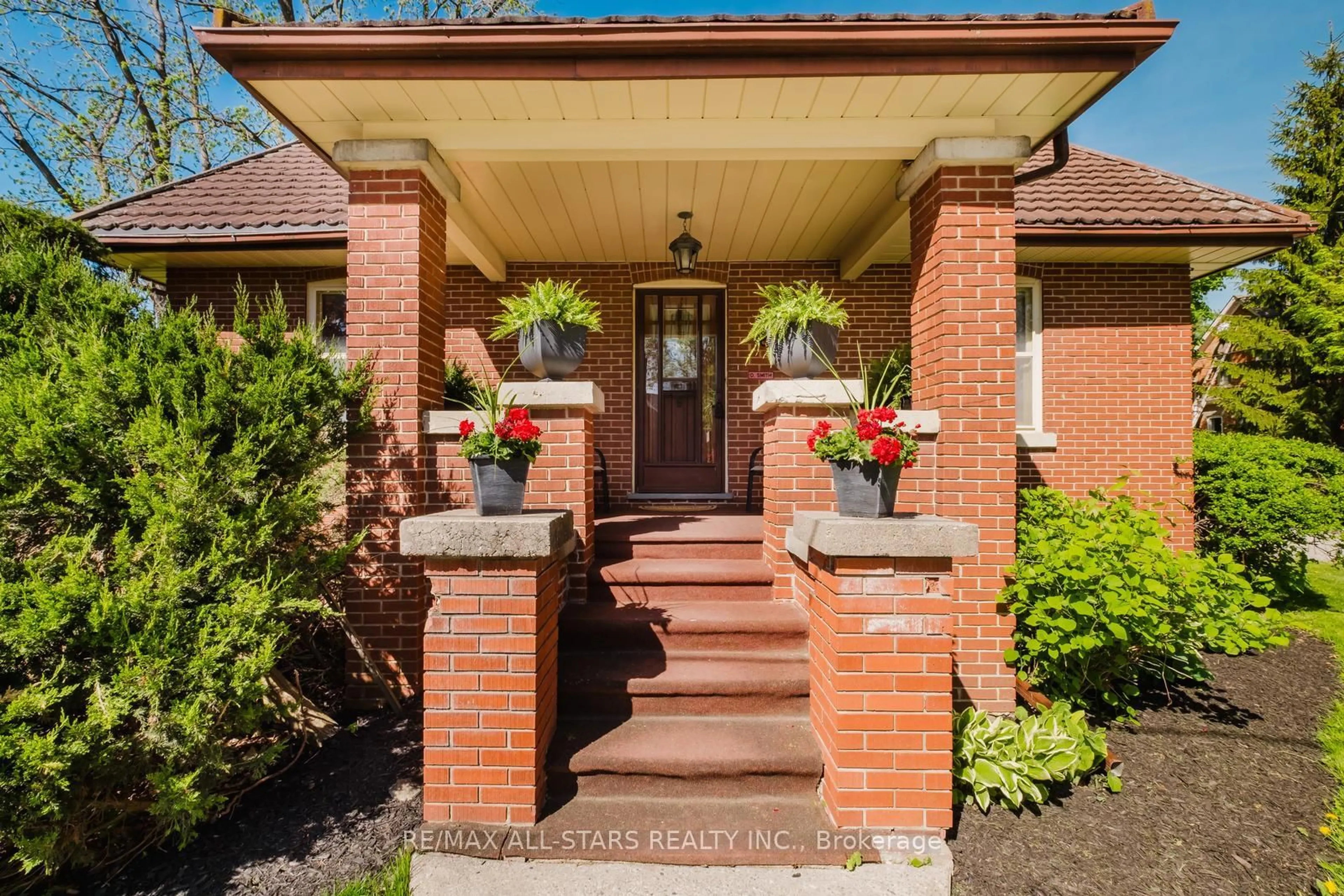 Home with brick exterior material, street for 18 Charles St, Whitchurch-Stouffville Ontario L4A 1B7