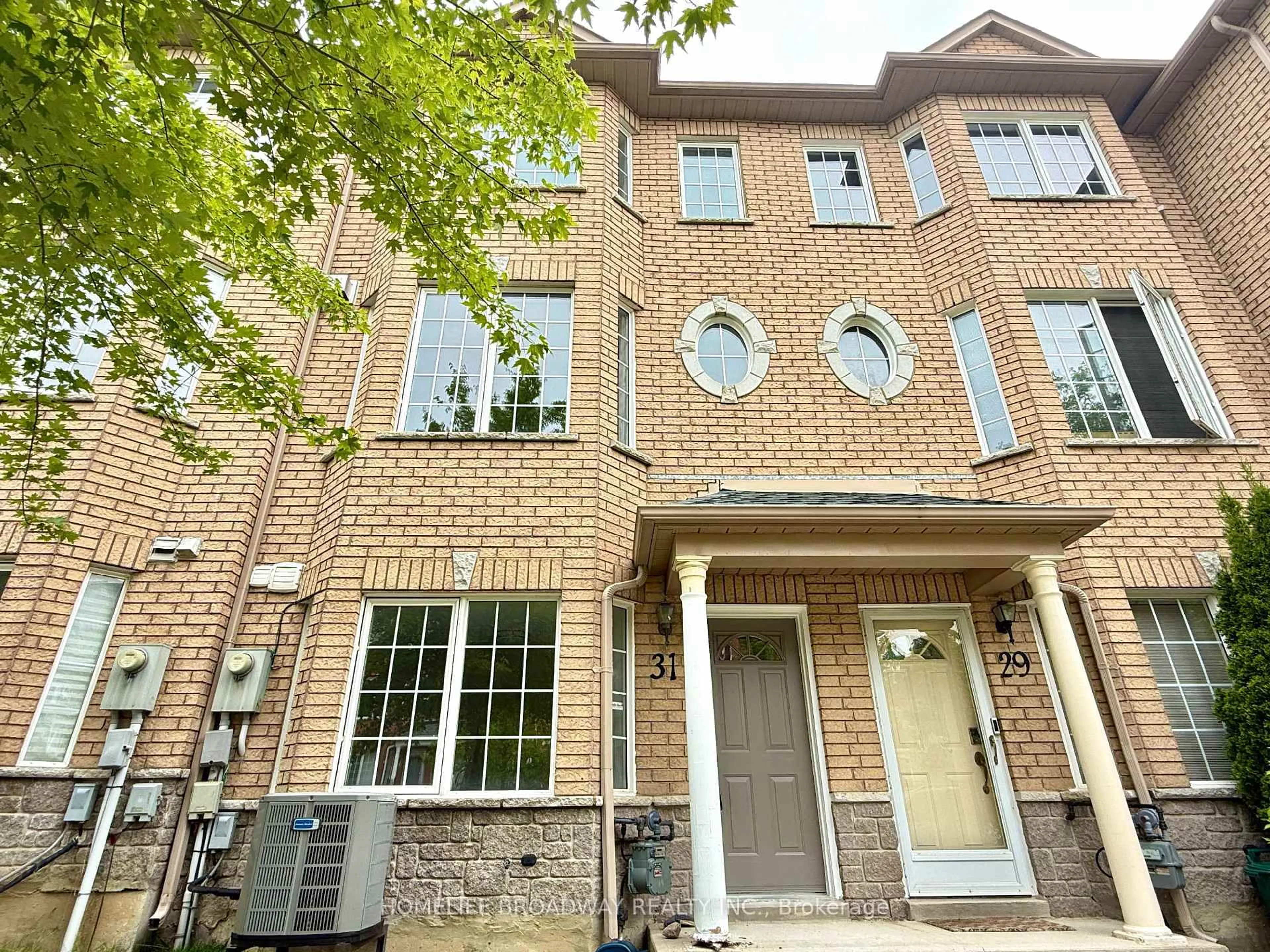 Home with brick exterior material, street for 31 Park Common Blvd, Markham Ontario L3T 7V1