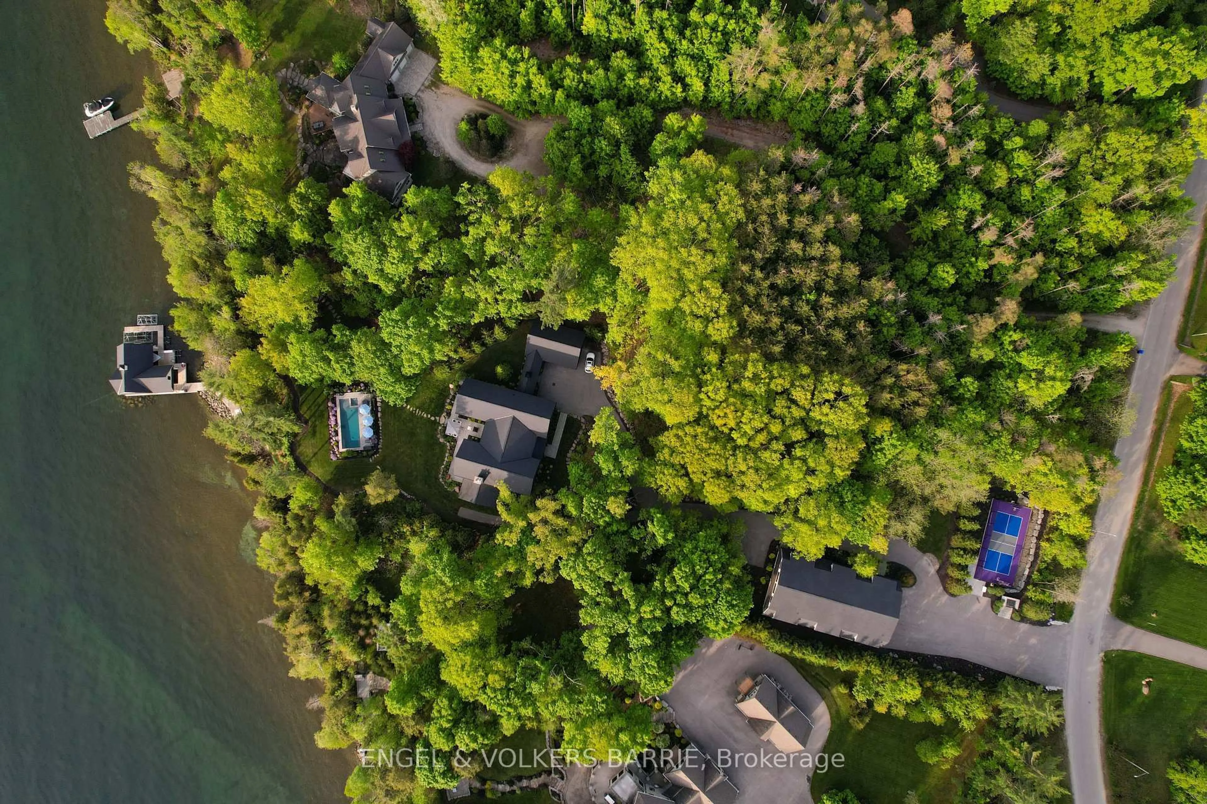 A pic from outside/outdoor area/front of a property/back of a property/a pic from drone, water/lake/river/ocean view for 880 Shoreview Dr, Innisfil Ontario L9S 5A7