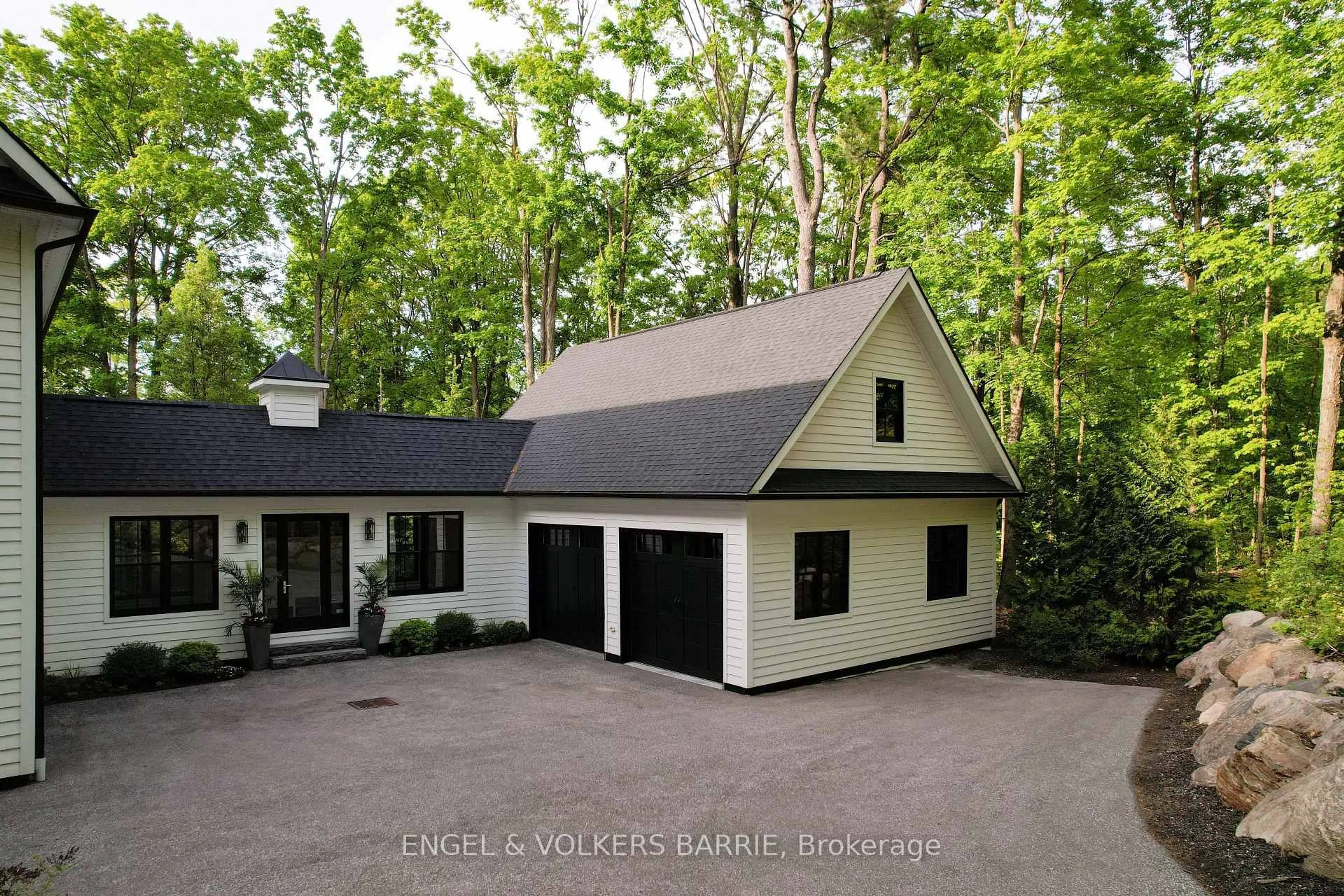 Unknown for 880 Shoreview Dr, Innisfil Ontario L9S 5A7