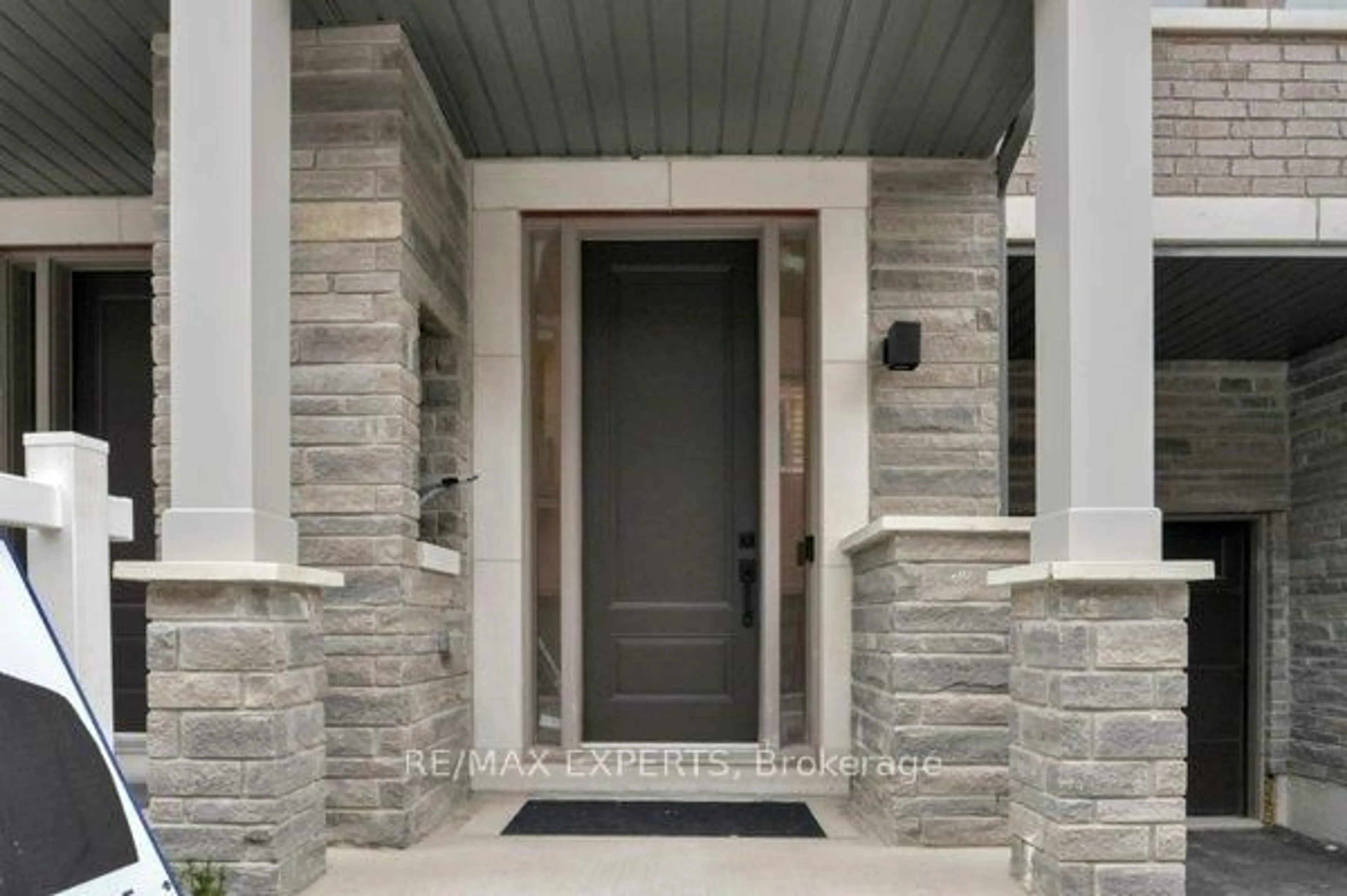 Indoor entryway for 87 De La Roche Dr, Vaughan Ontario L4L 1A6