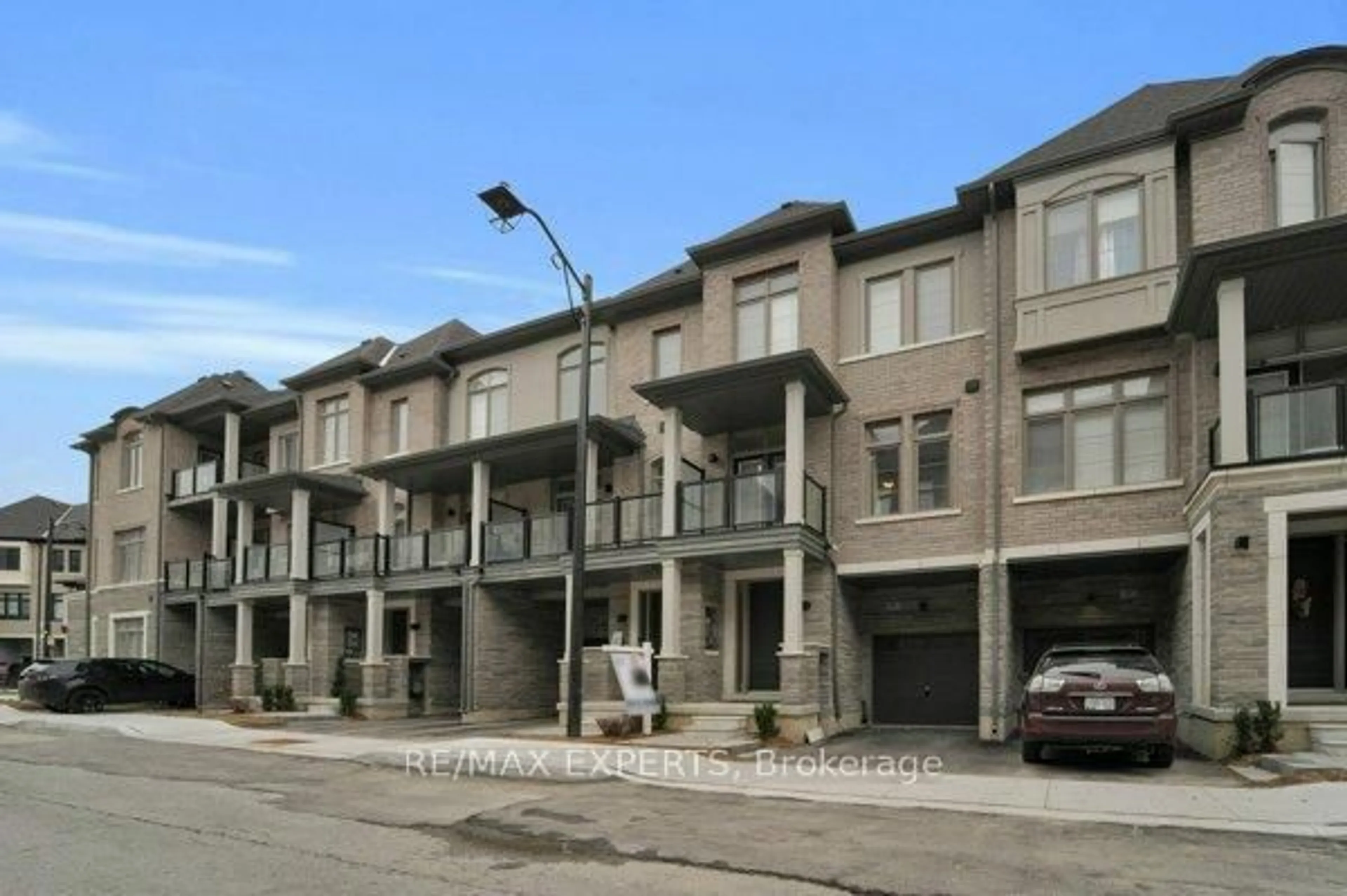 Unknown for 87 De La Roche Dr, Vaughan Ontario L4L 1A6