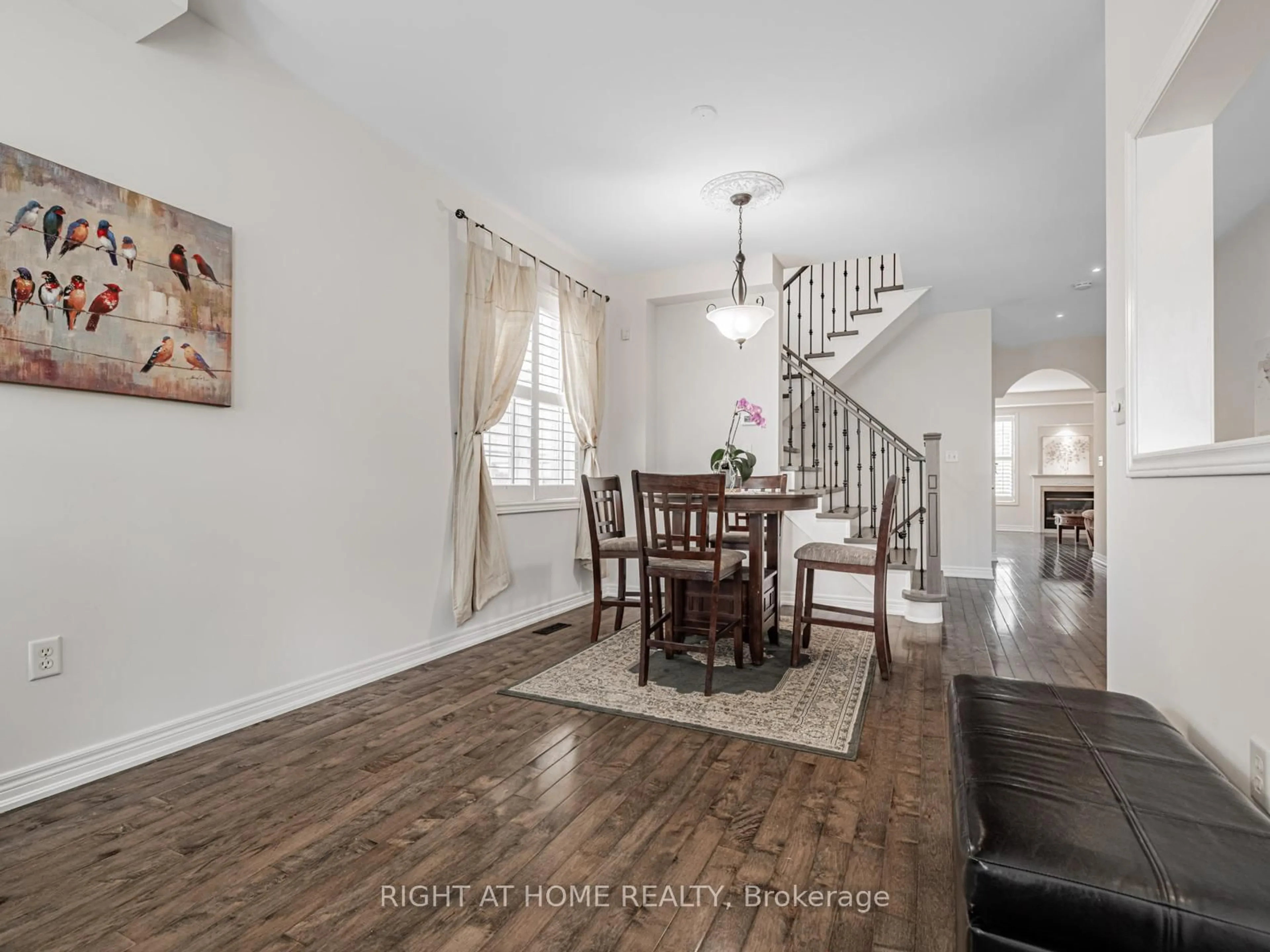 Unknown for 56 Waldron Cres, Richmond Hill Ontario L4E 4A4