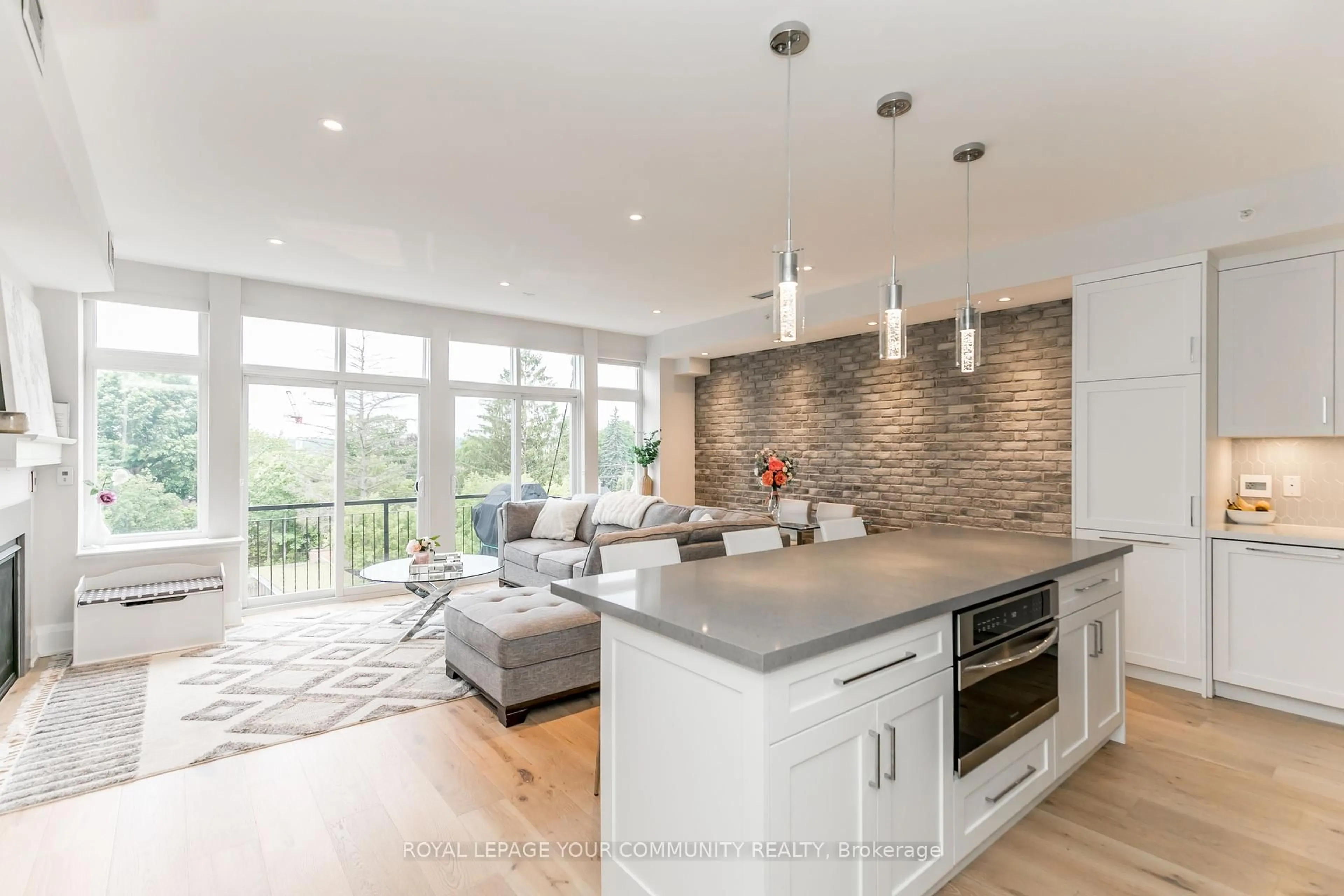 Open concept kitchen, unknown for 64 Wells St #407, Aurora Ontario L4G 1S9