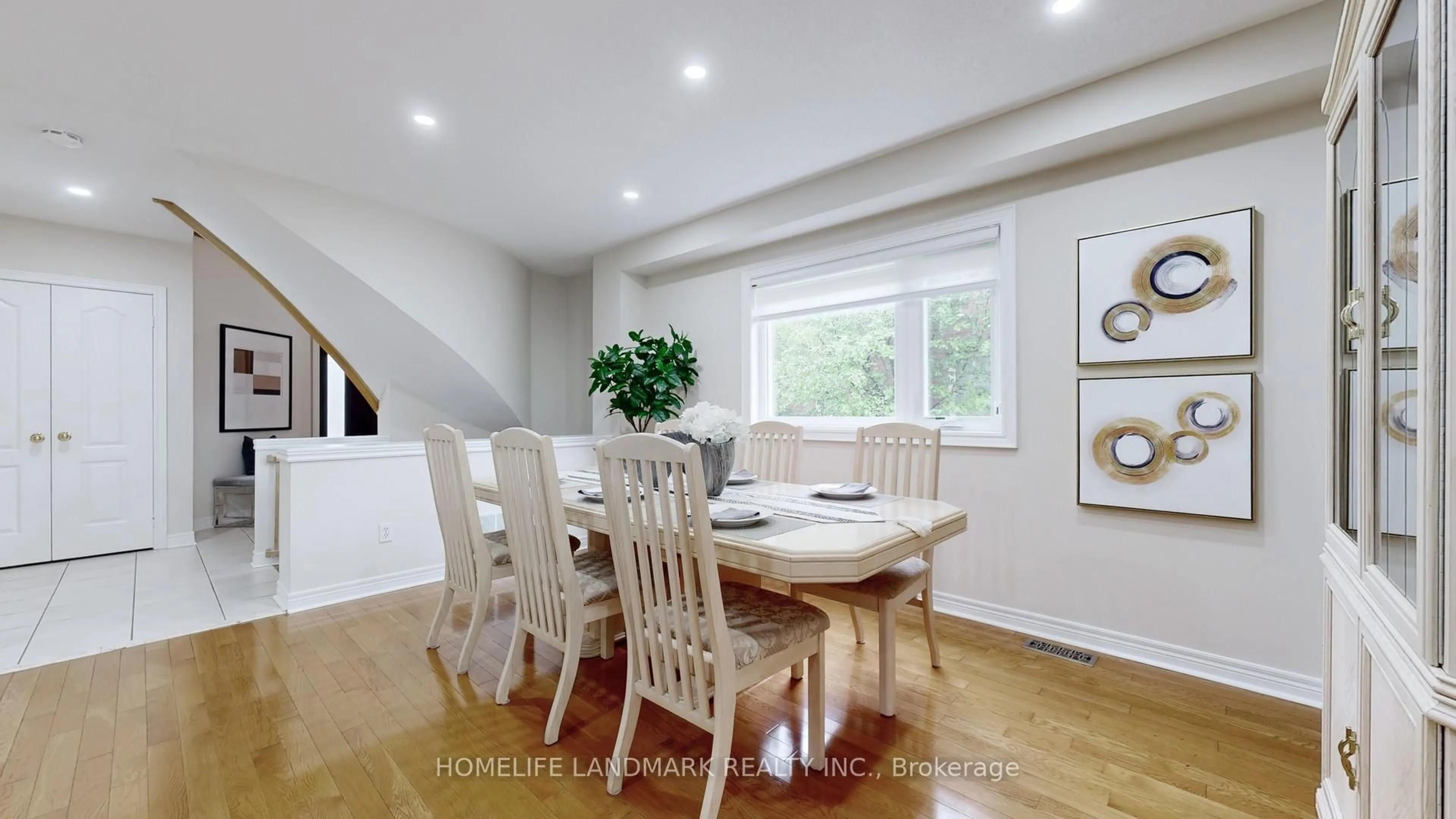 Dining room, wood/laminate floor for 42 Linda Margaret Cres, Richmond Hill Ontario L4S 2B6