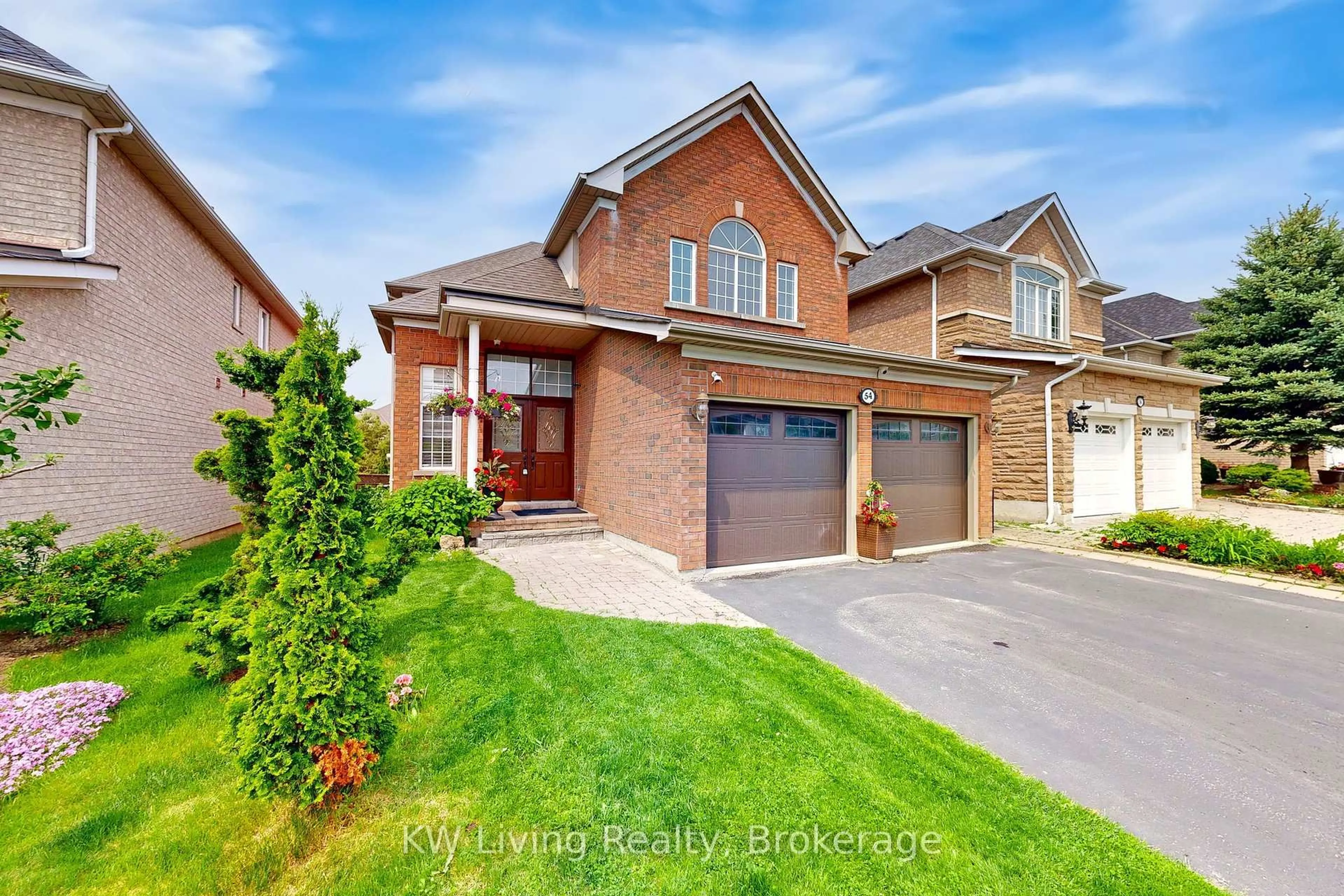 Home with brick exterior material, street for 54 Frank Endean Rd, Richmond Hill Ontario L4S 1X4