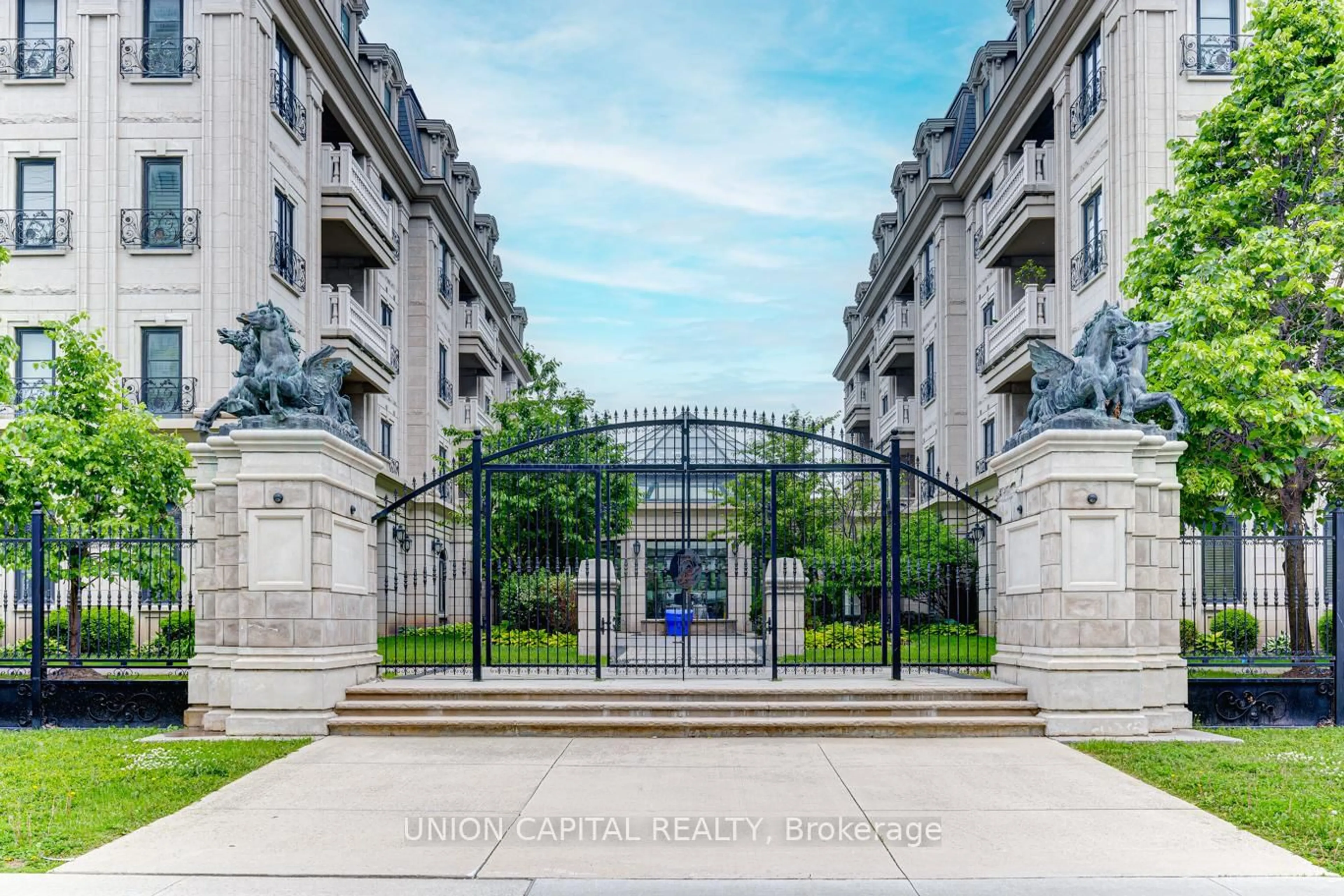 Unknown for 1 Verclaire Gate #101, Markham Ontario L3R 8N1