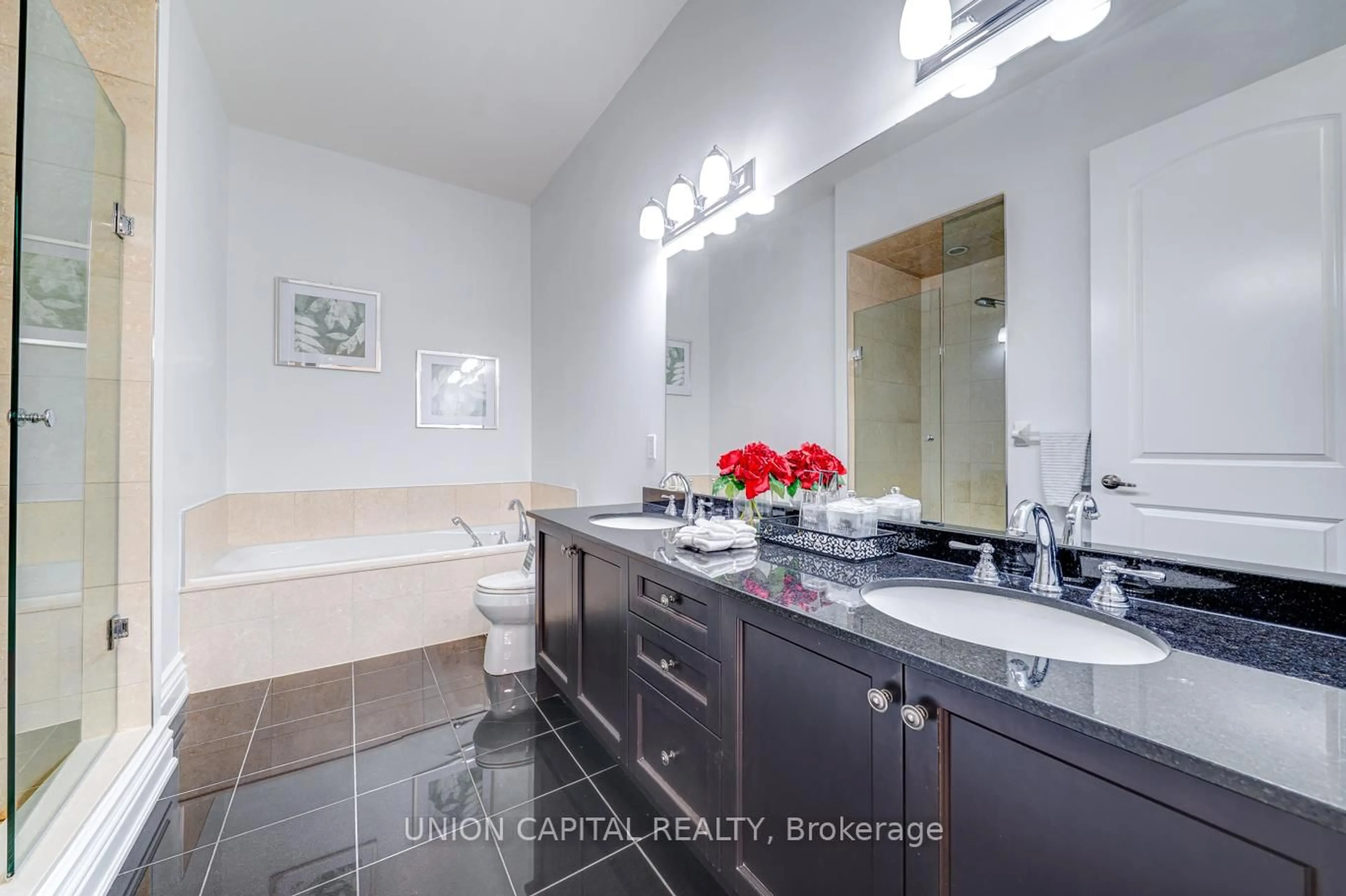 Contemporary bathroom, ceramic/tile floor for 1 Verclaire Gate #101, Markham Ontario L3R 8N1