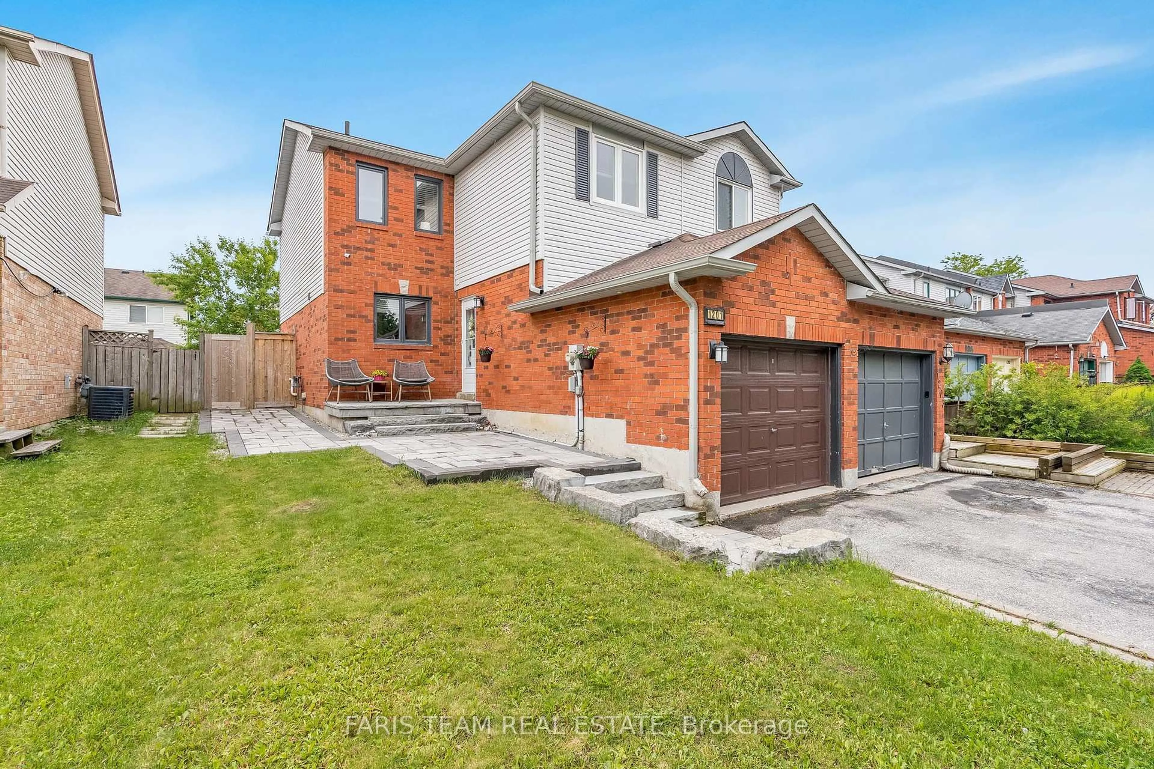 Home with brick exterior material, street for 1201 Hill St, Innisfil Ontario L9S 1X8