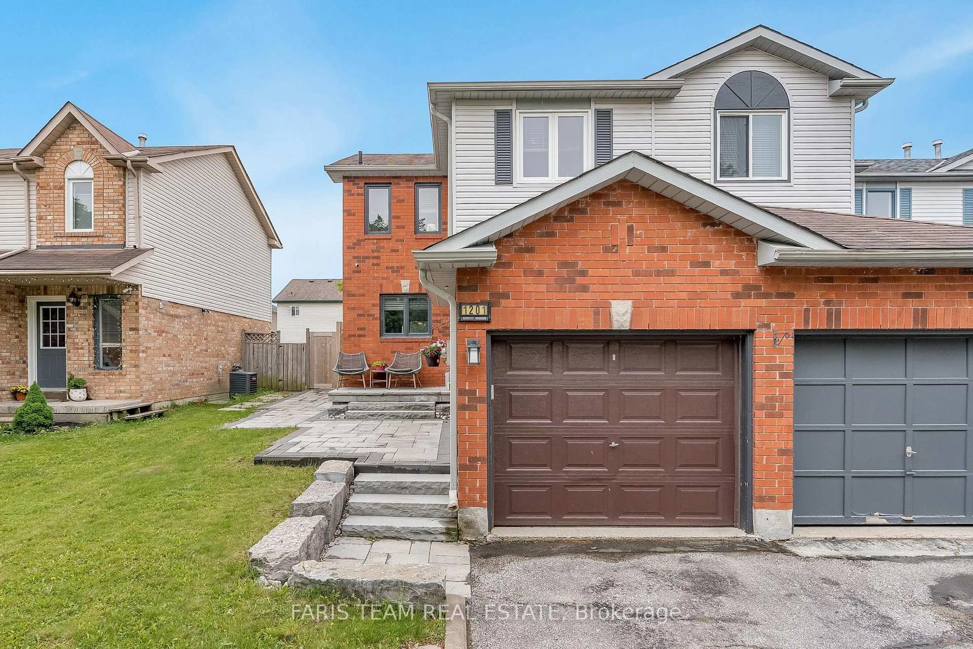 Home with brick exterior material, street for 1201 Hill St, Innisfil Ontario L9S 1X8