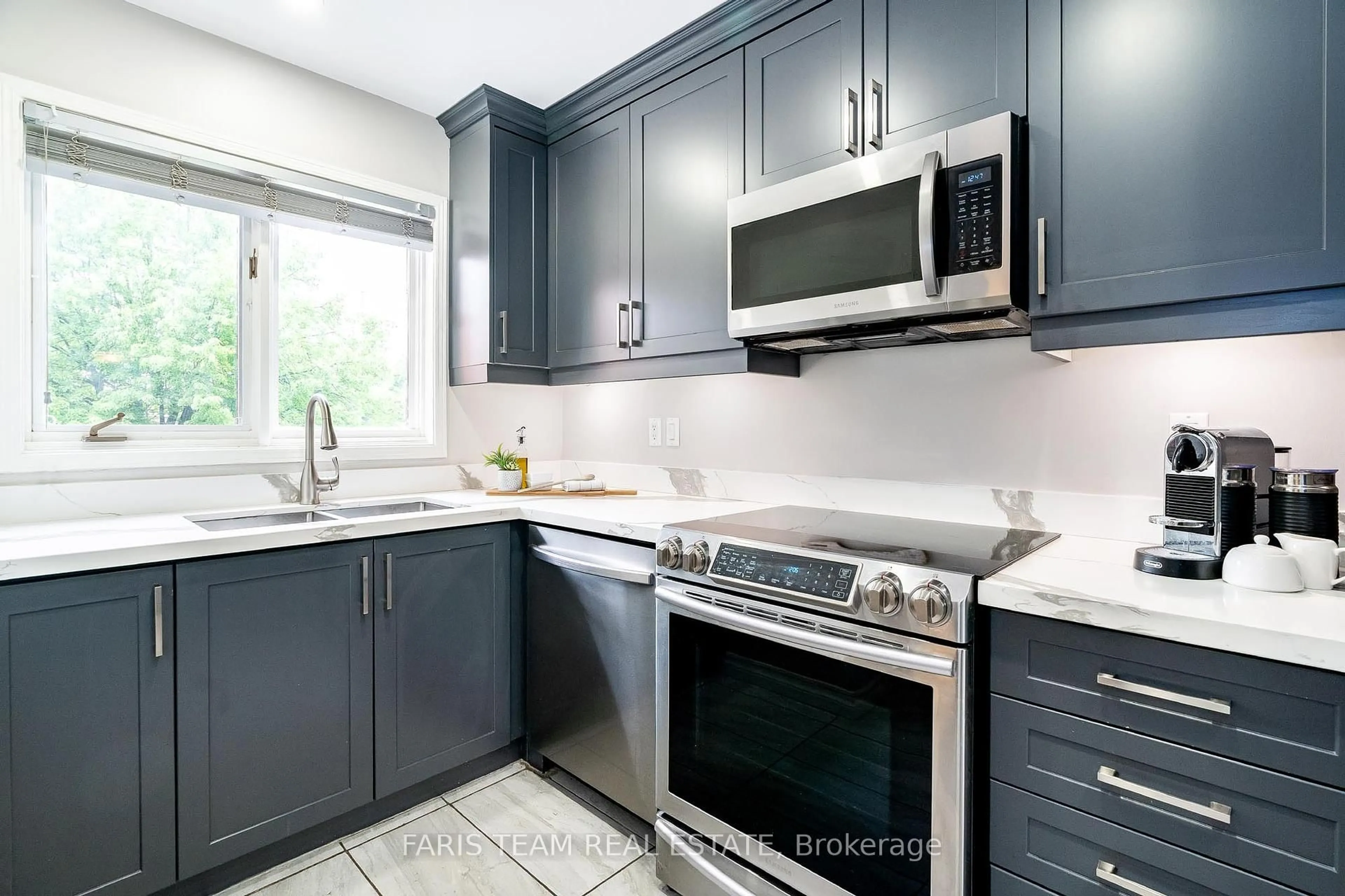 Contemporary kitchen, ceramic/tile floor for 1201 Hill St, Innisfil Ontario L9S 1X8