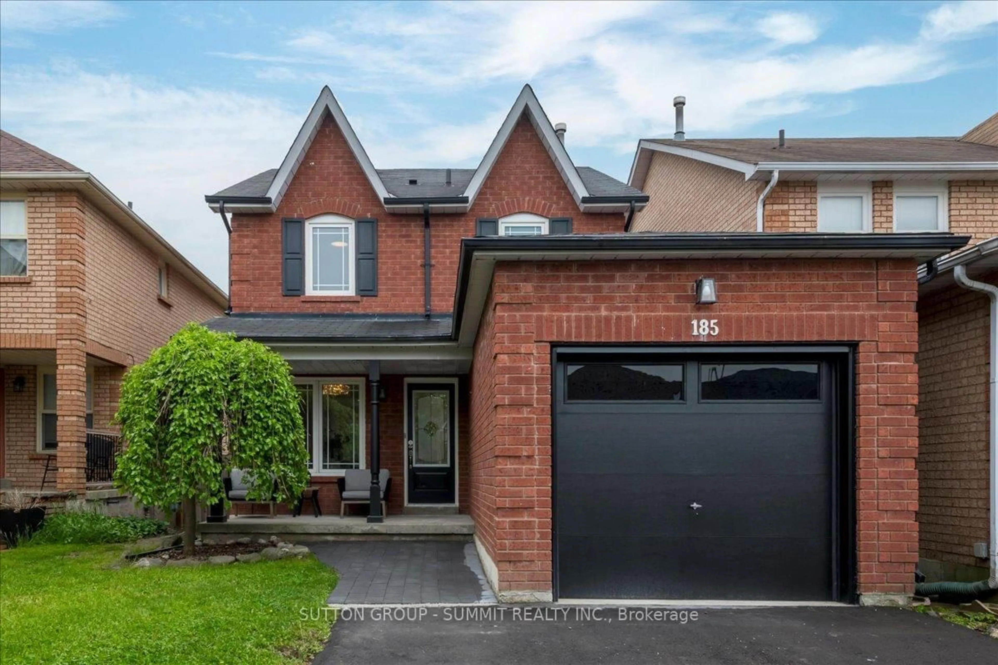Home with brick exterior material, street for 185 Heydon Ave, New Tecumseth Ontario L9R 1P2