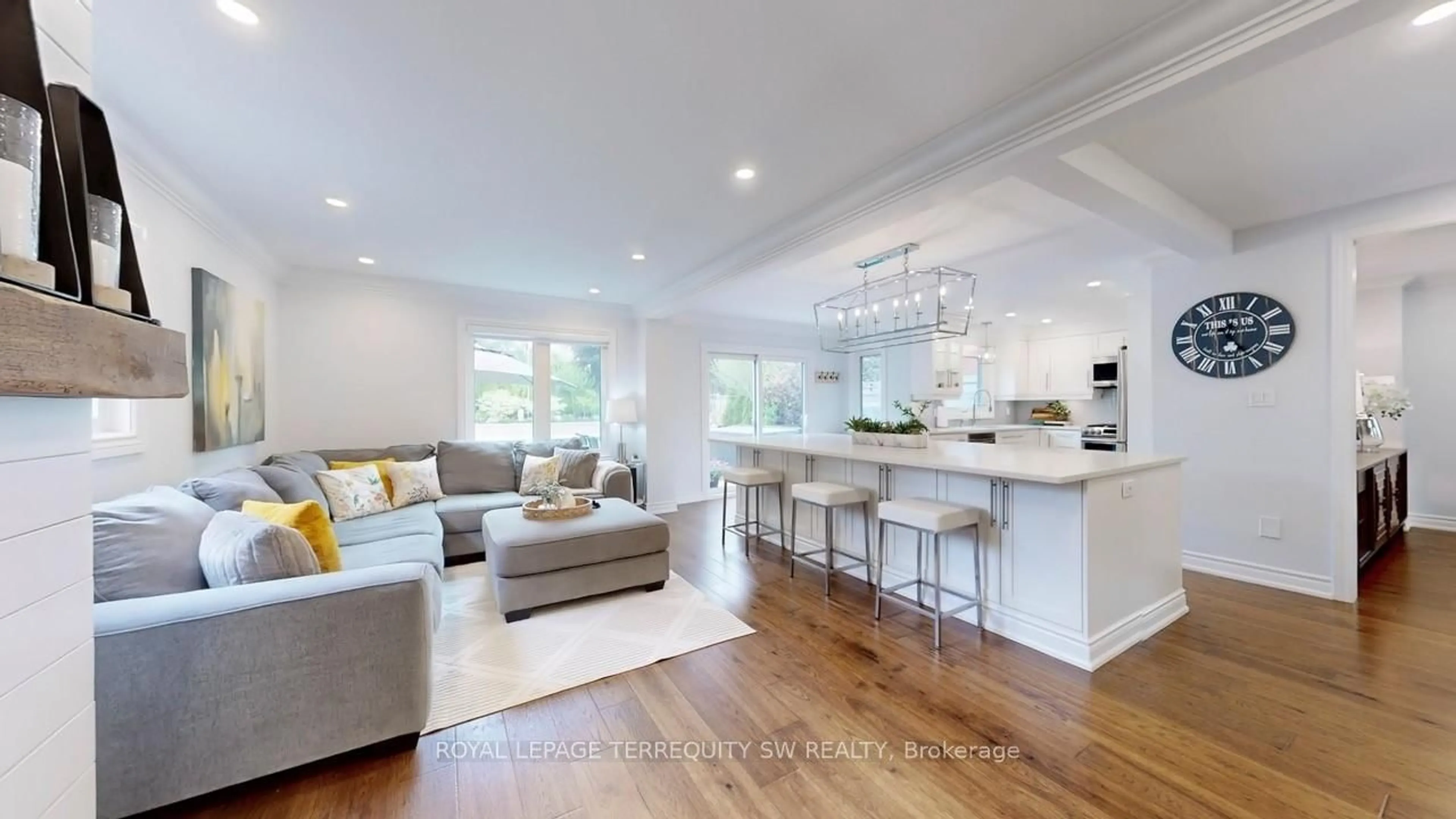 Open concept kitchen, wood/laminate floor for 31 Bryant Rd, Markham Ontario L3P 5Y7