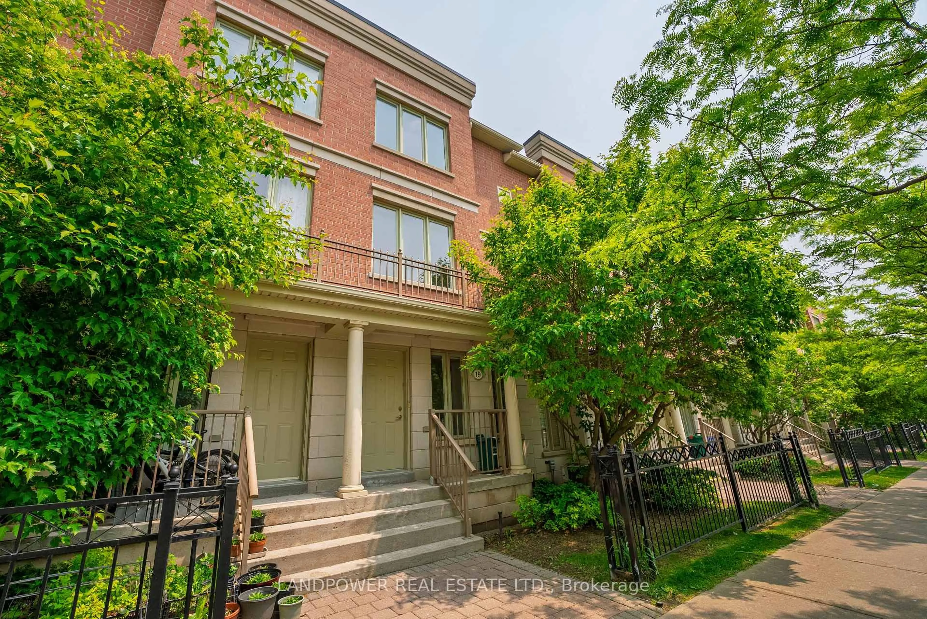 Home with brick exterior material, street for 19 Saddlecreek Dr, Markham Ontario L3T 0A4