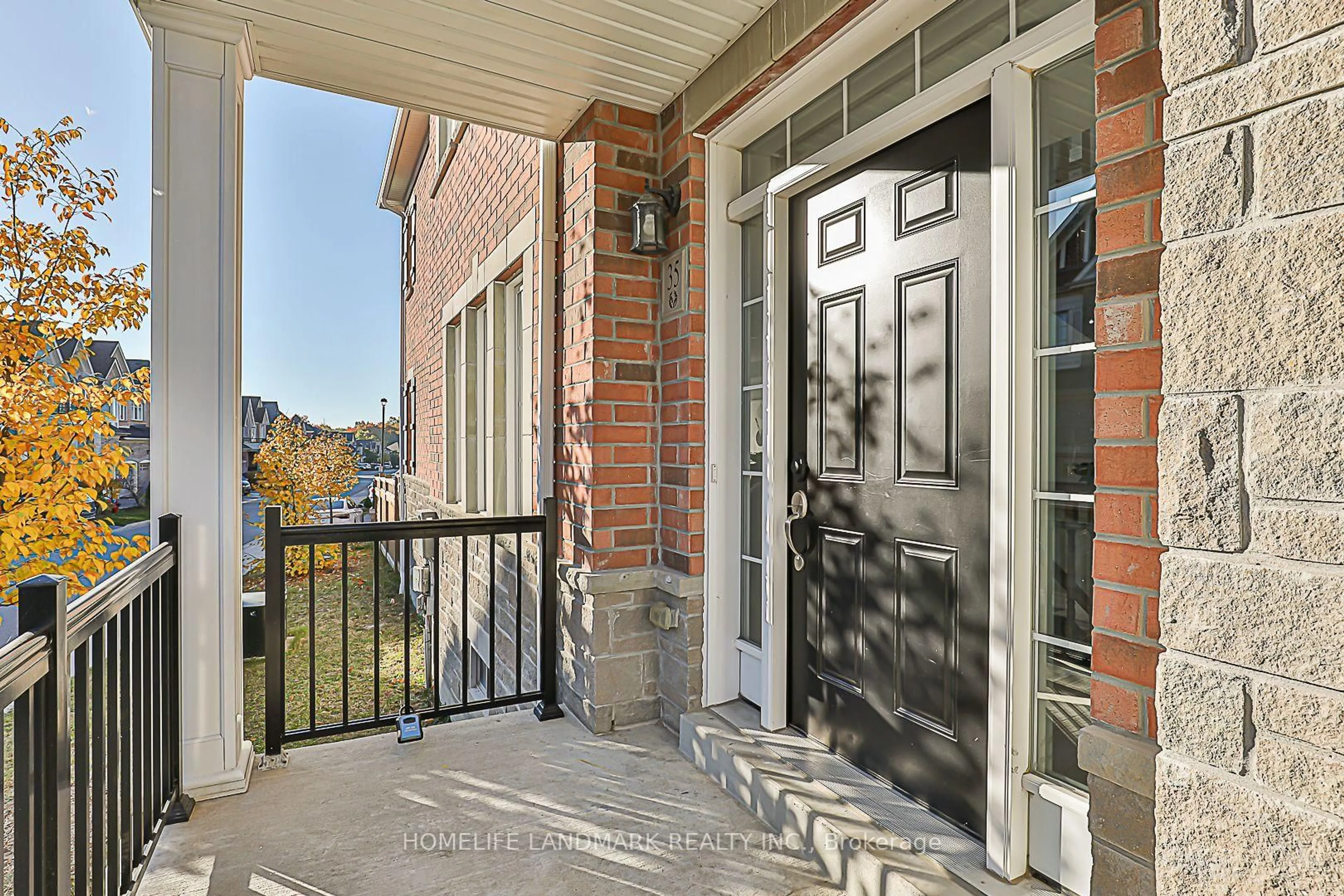 Unknown for 35 Thornapple Lane, Richmond Hill Ontario L4E 1E7