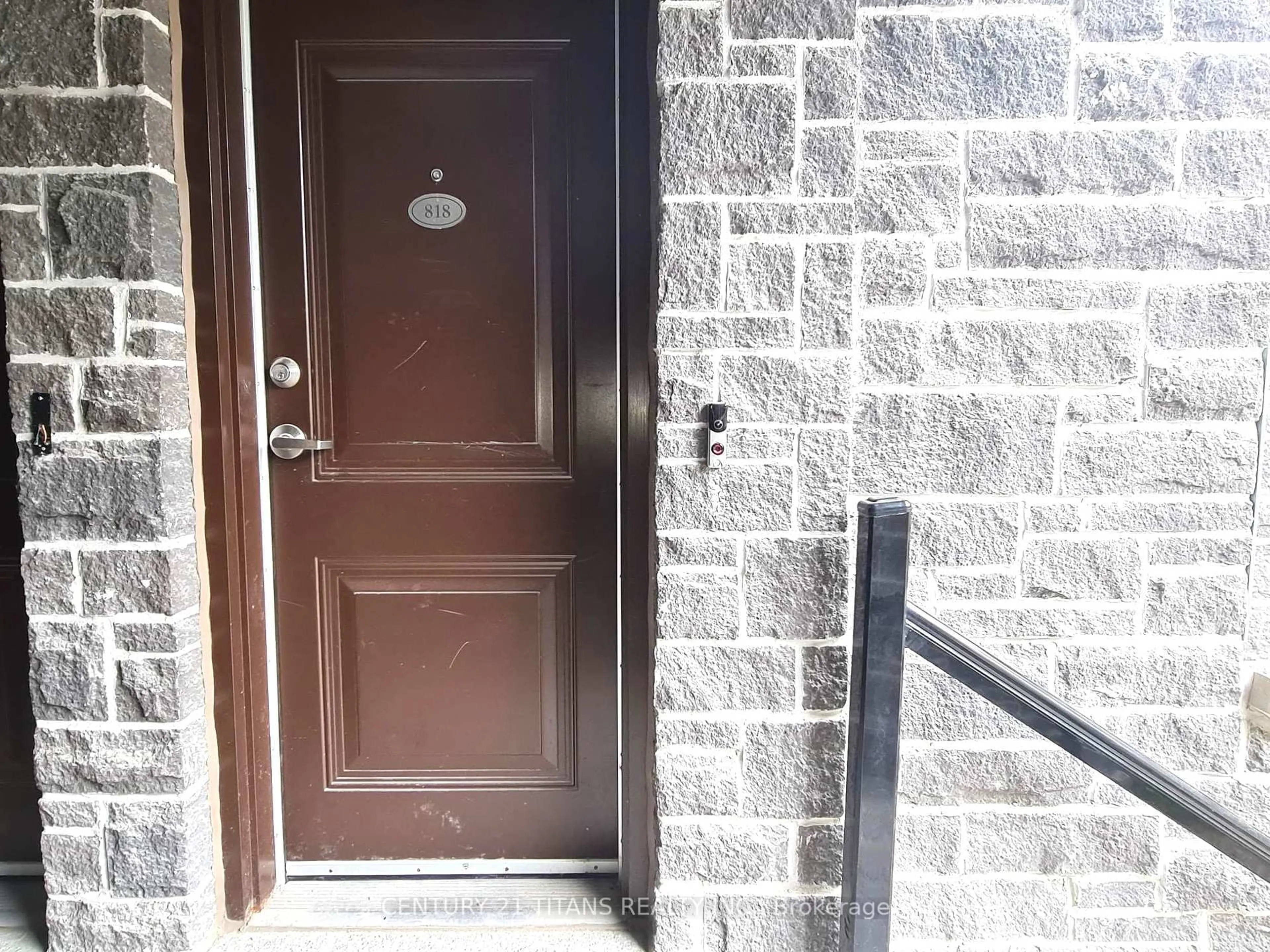 Indoor entryway for 1 Blanche Lane #818, Markham Ontario L6B 0A3