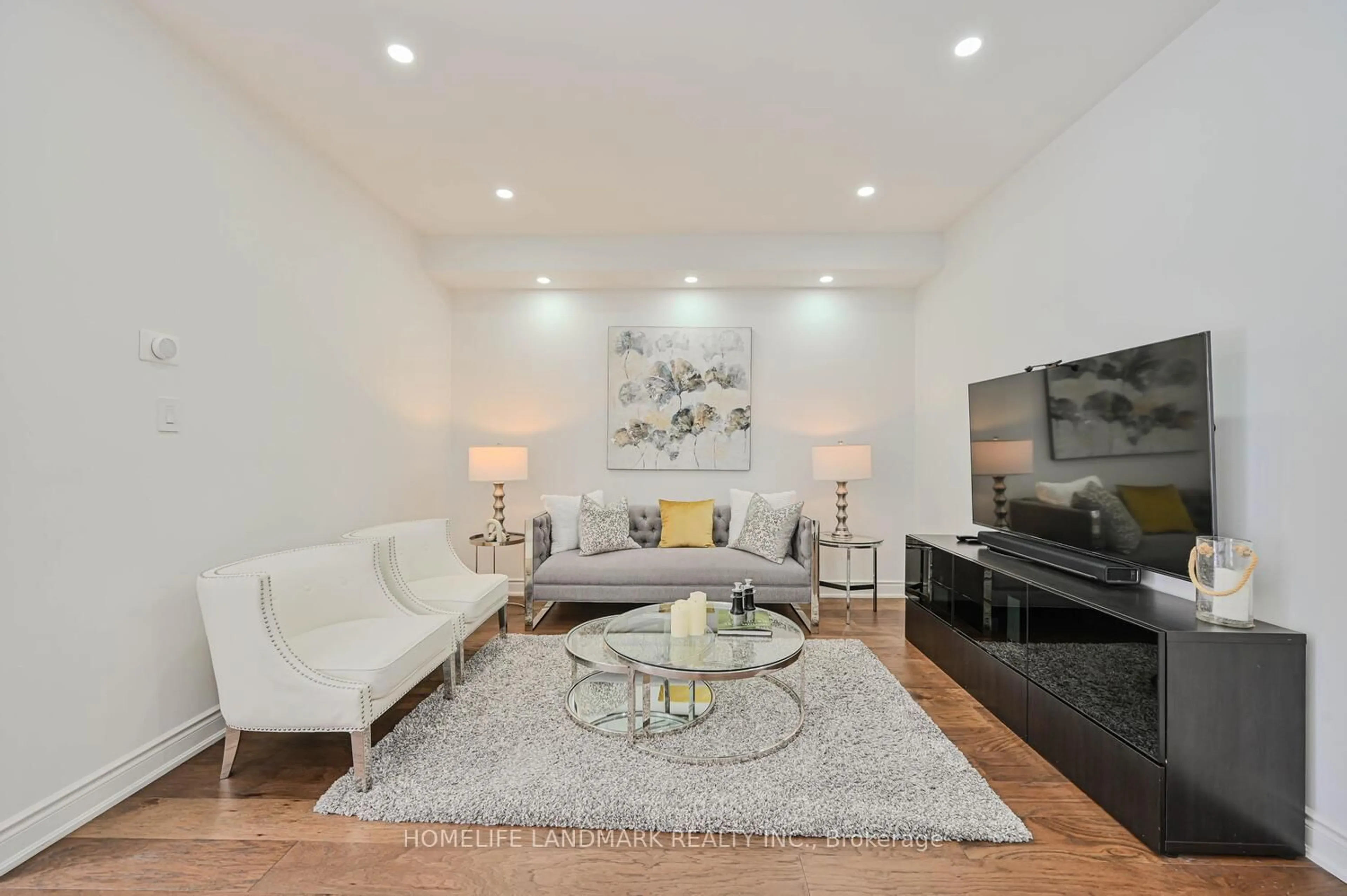 Living room with furniture, unknown for 97 Arco Circ, Vaughan Ontario L6A 3Z6