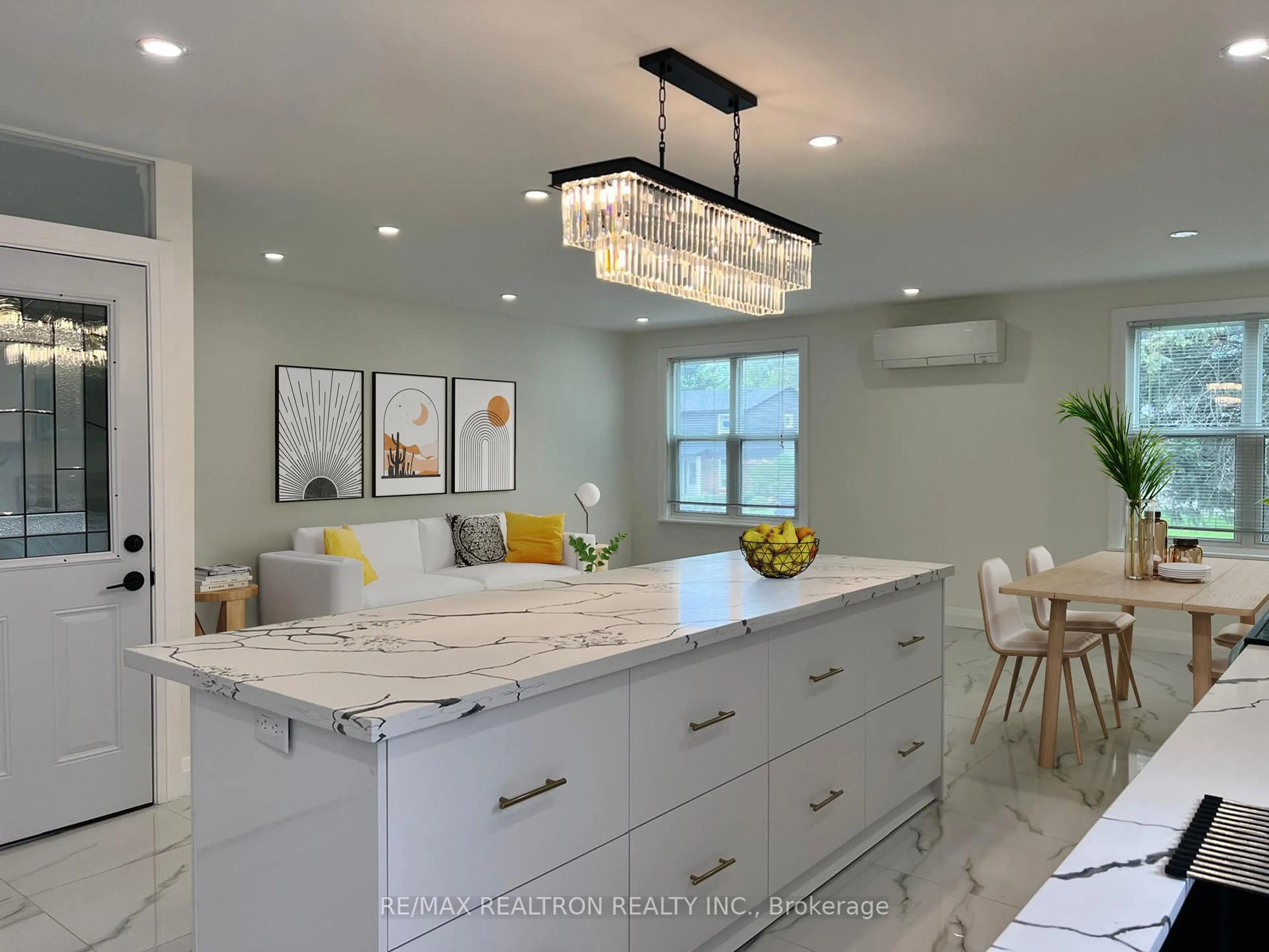 Contemporary kitchen, ceramic/tile floor for 474 Sandford St, Newmarket Ontario L3Y 4S7