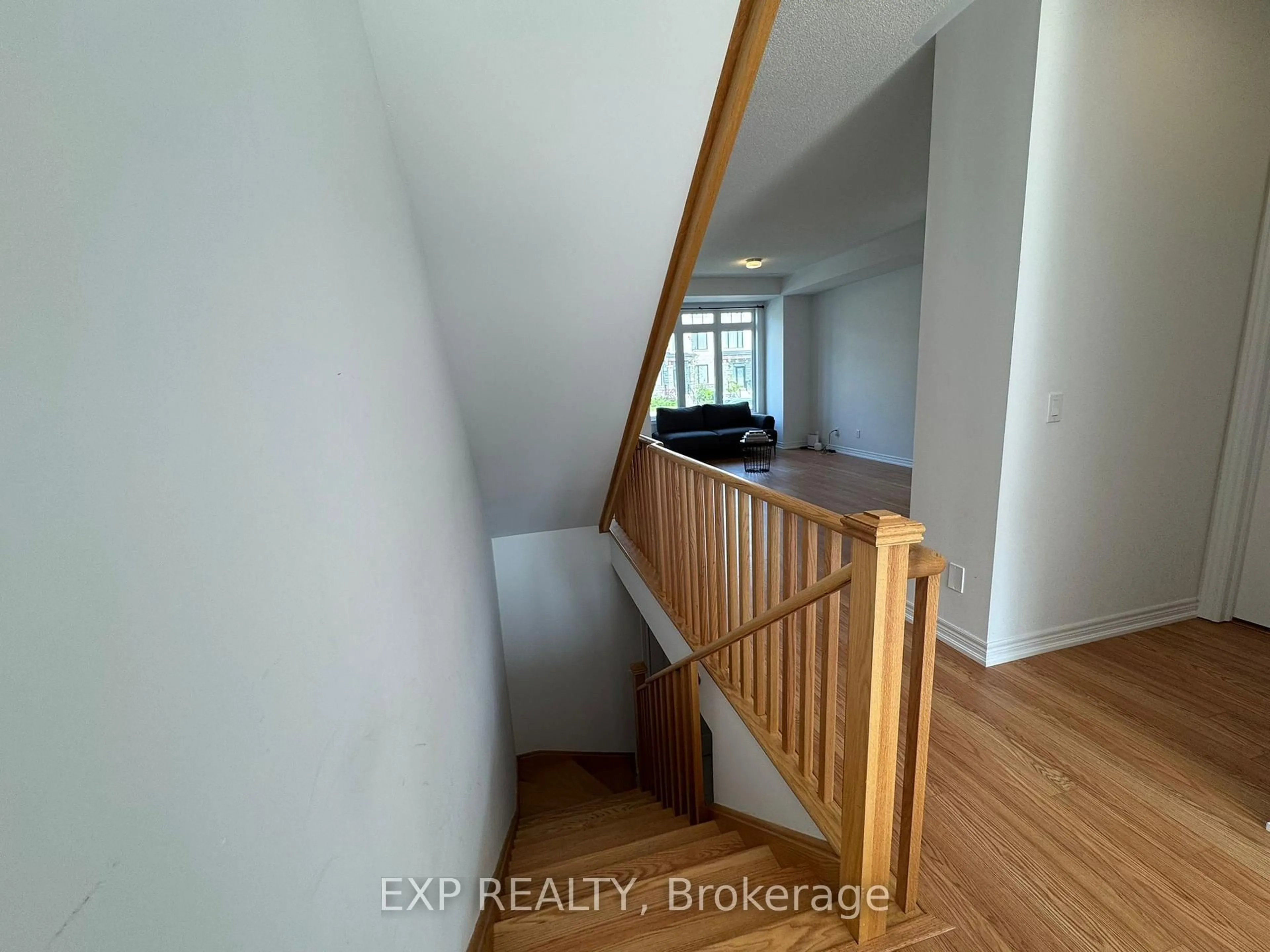 Stairs for 11788 Tenth Line, Whitchurch-Stouffville Ontario L4A 5G2