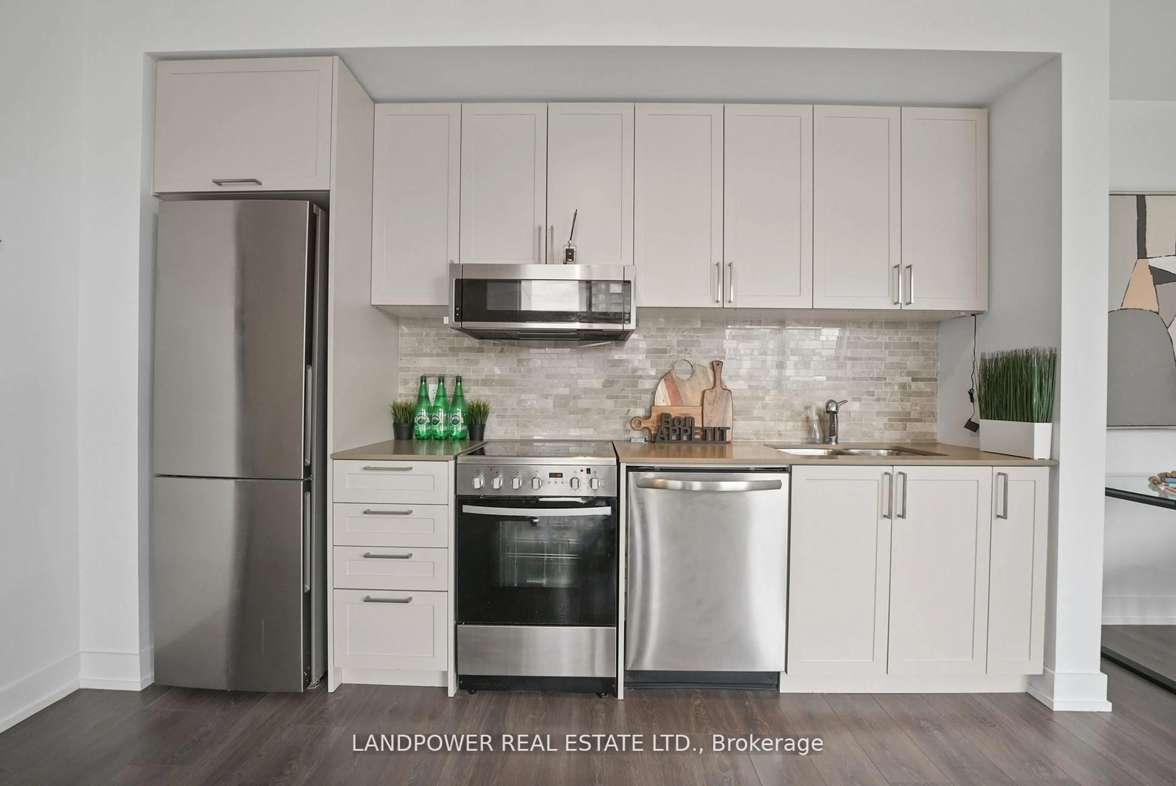 Unknown for 268 Buchanan Dr #706W, Markham Ontario L3R 8G9
