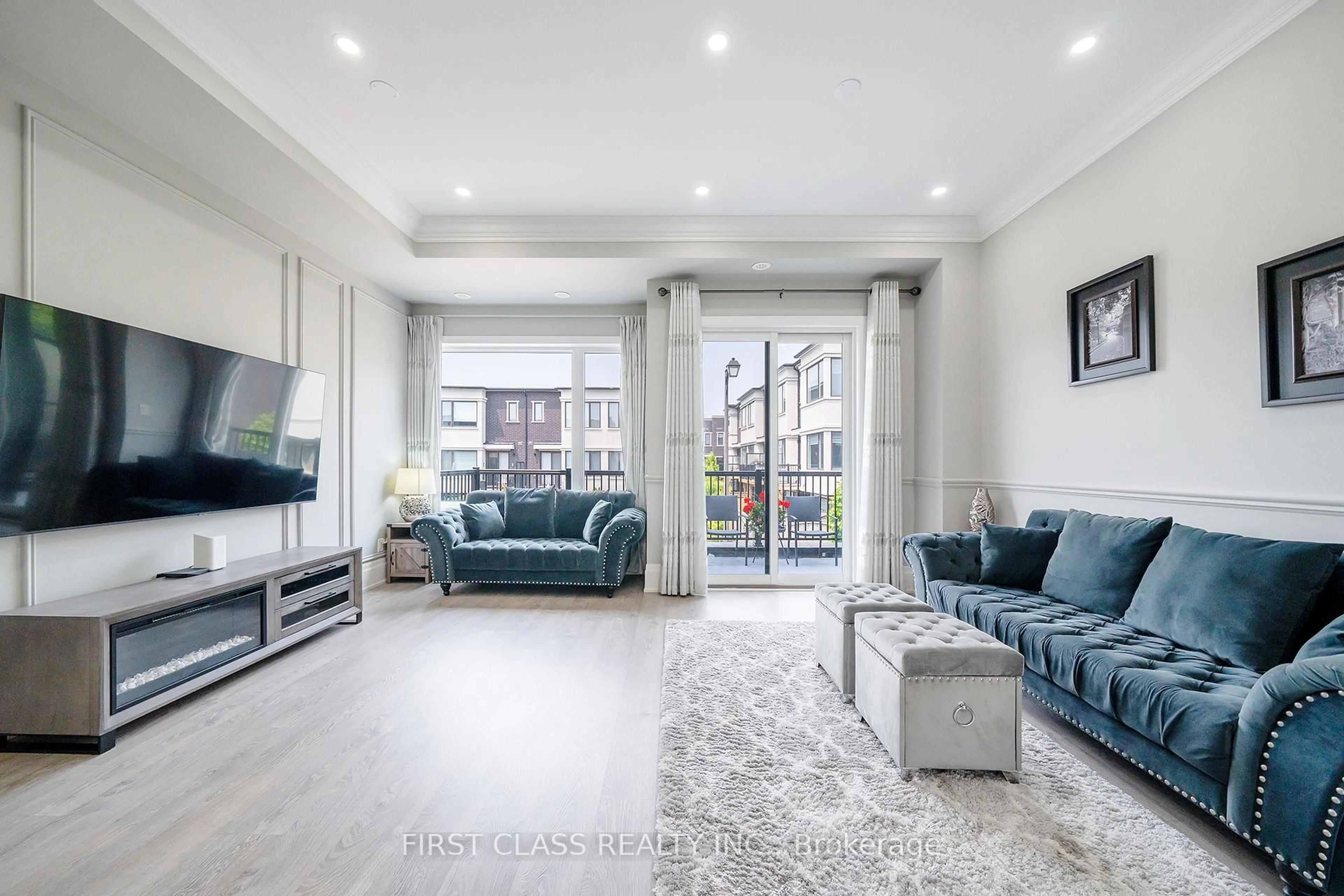 Living room with furniture, unknown for 3880 Major Mackenzie Dr, Vaughan Ontario L4H 4R2