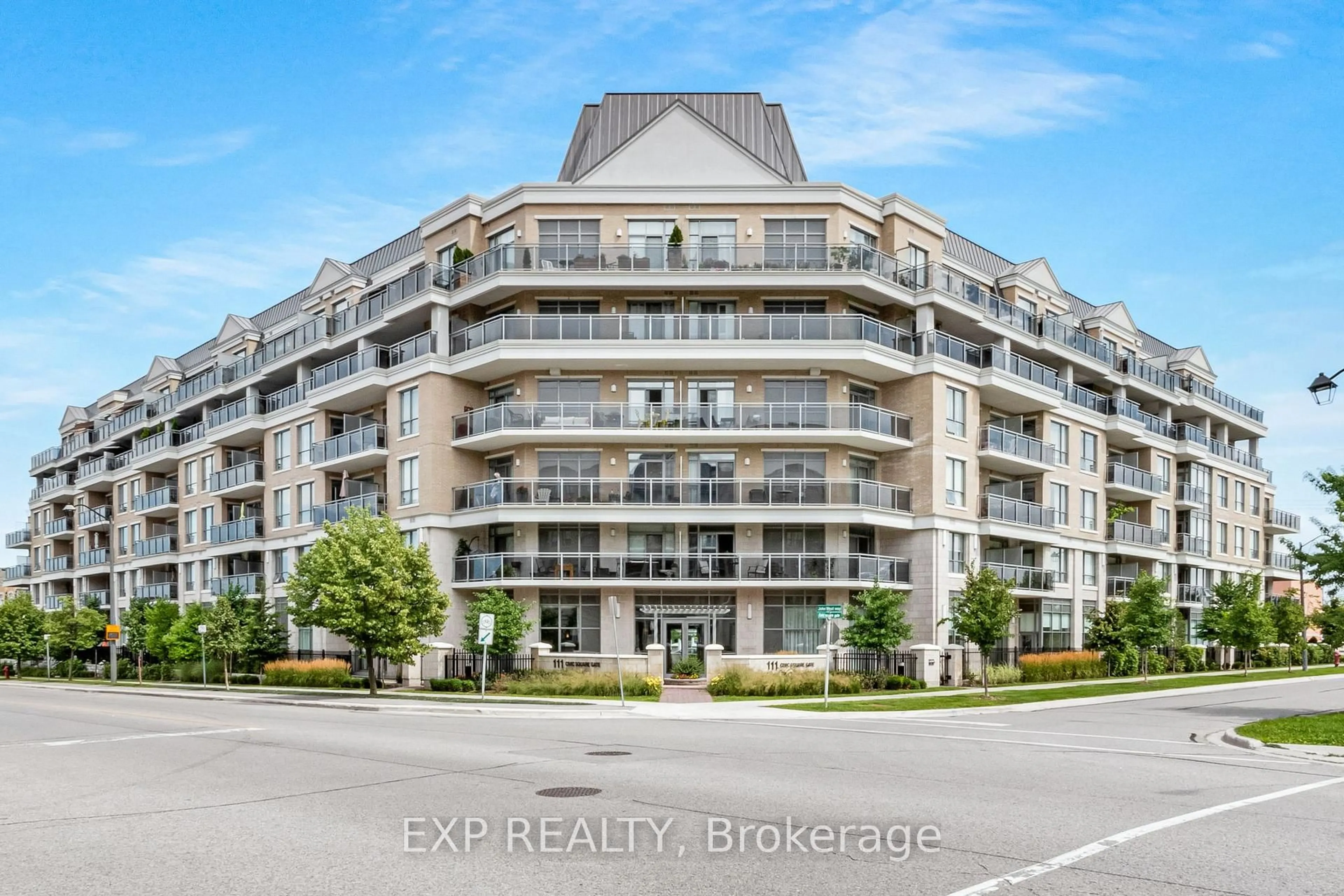 Unknown for 111 Civic Square Gate #117, Aurora Ontario L4G 0S6