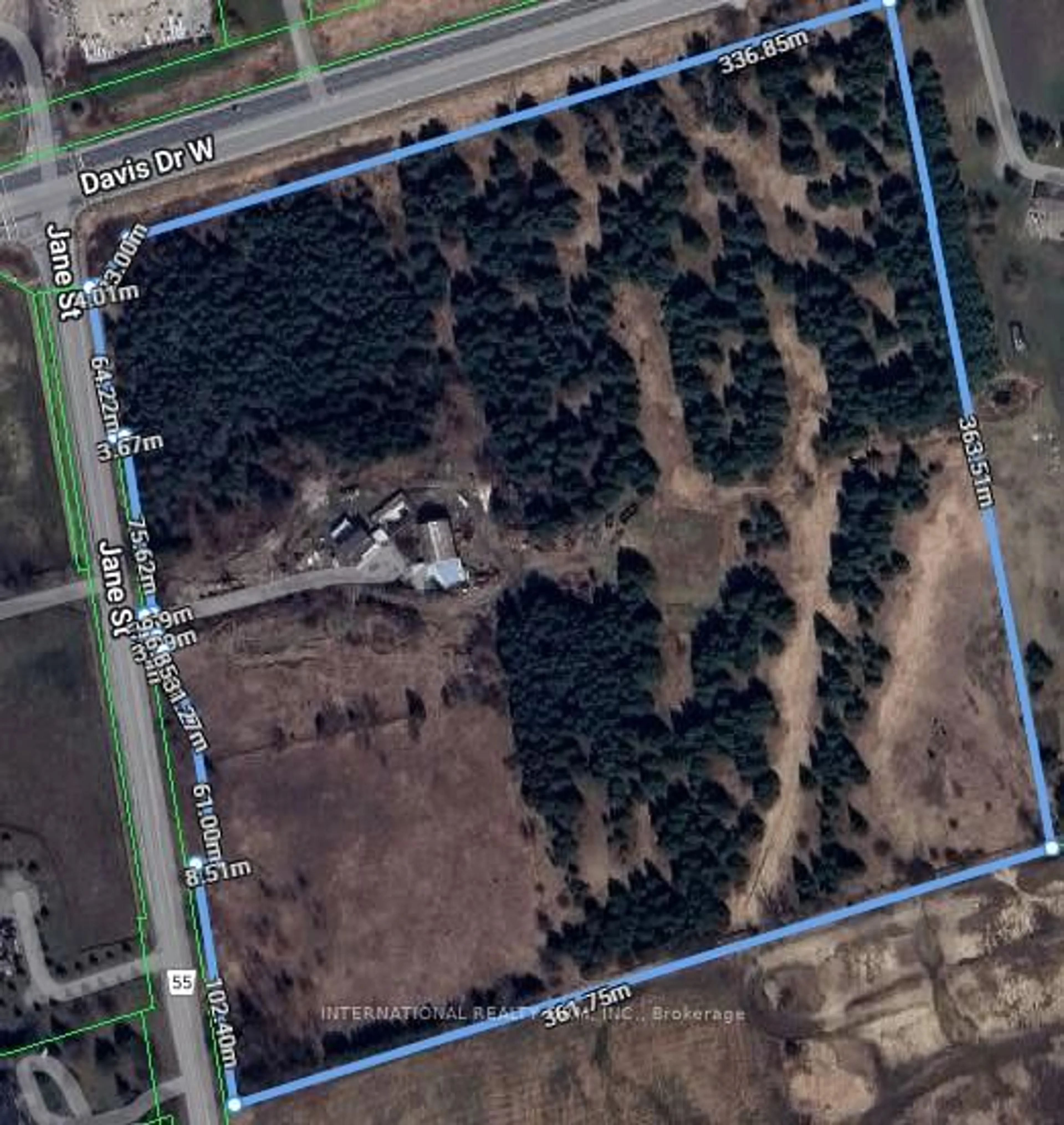 A pic from outside/outdoor area/front of a property/back of a property/a pic from drone, street for 17455 Jane St, King Ontario L7B 0J6